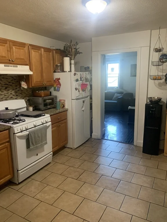 502 Beach St, Revere