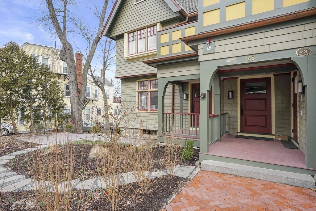 165 Winthrop Road   Half Fee, Aspinwall Hill