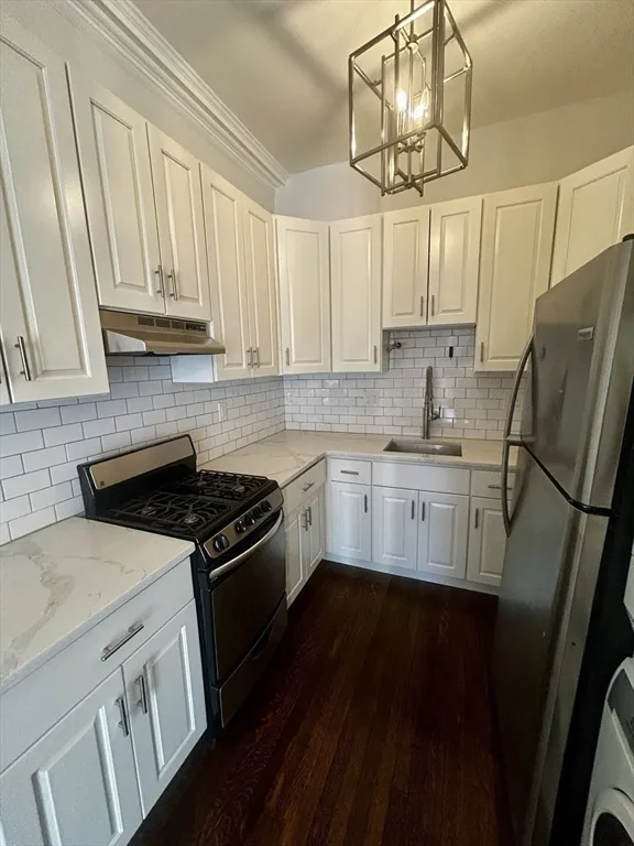 81 Mount Vernon St, Beacon Hill