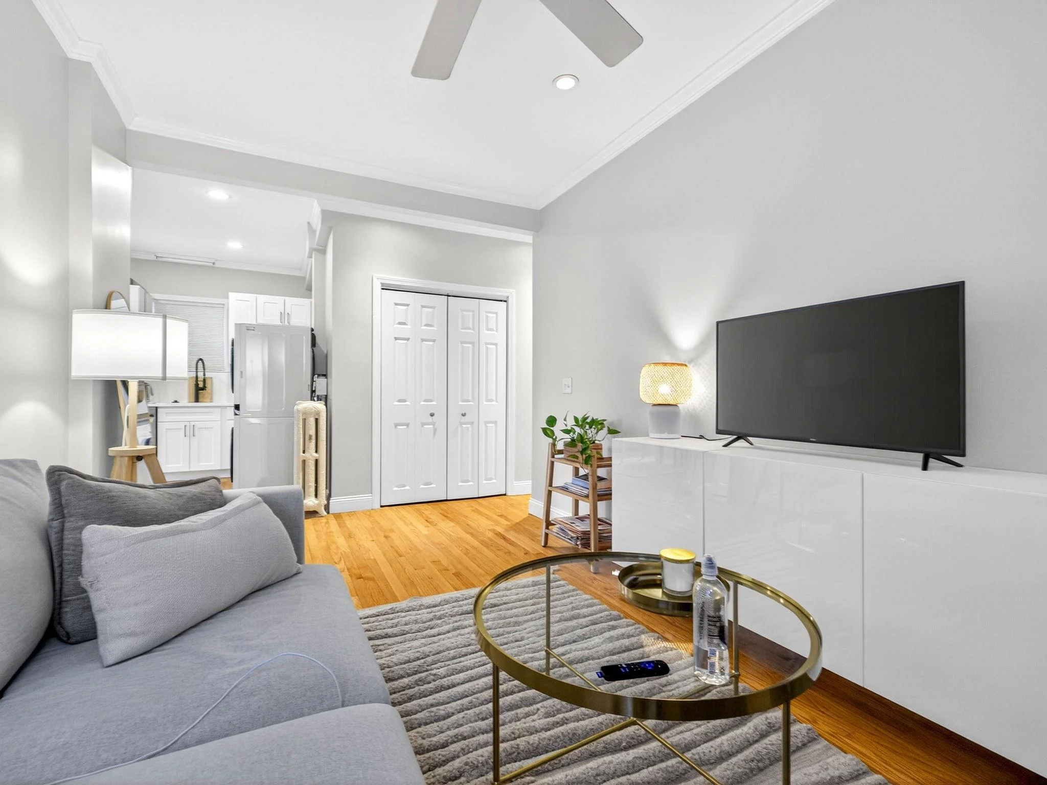 1576 Cambridge St, Mid-Cambridge