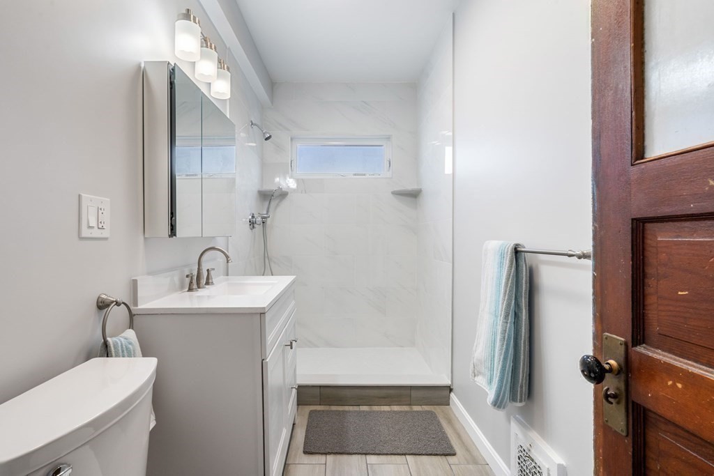 172 Beech St, Belmont