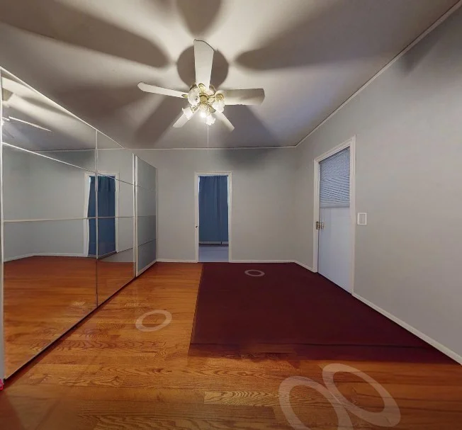 20-22 Holmes St, West End