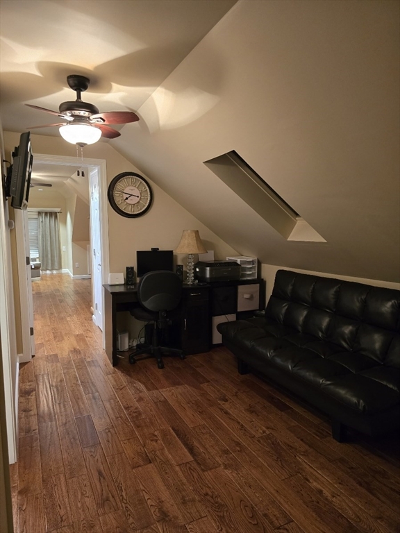 66-68 Valentine St, South End