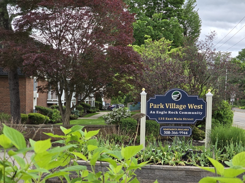 135 East Main St, Westborough