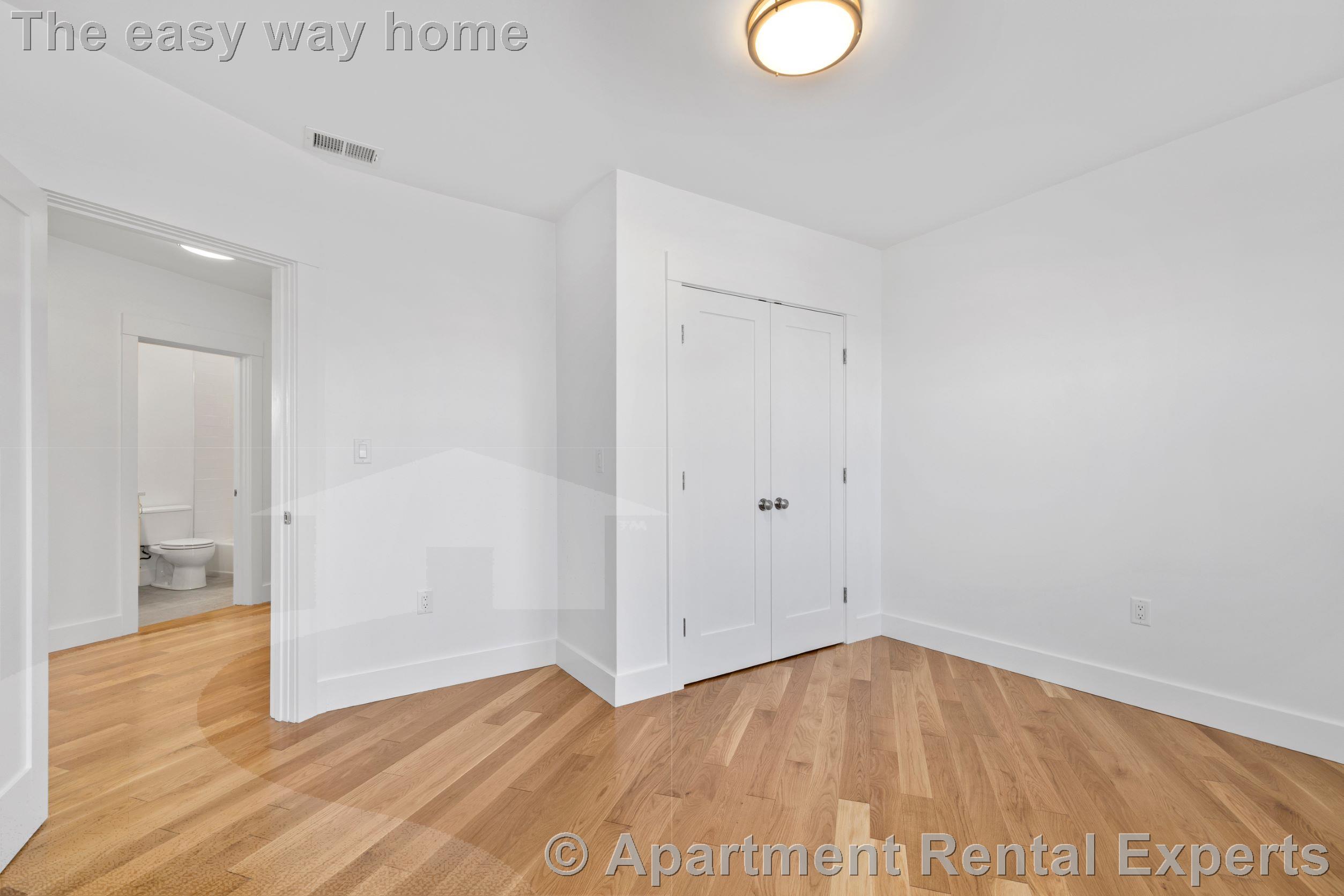 406 Columbia St, Central Square