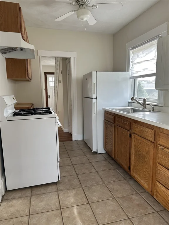 29 Lanark Rd, Arlington Heights