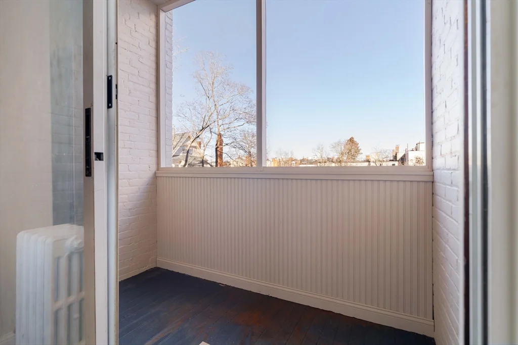 321 Tappan St, Aspinwall Hill