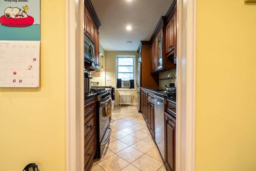 50 Follen St, Neighborhood Nine