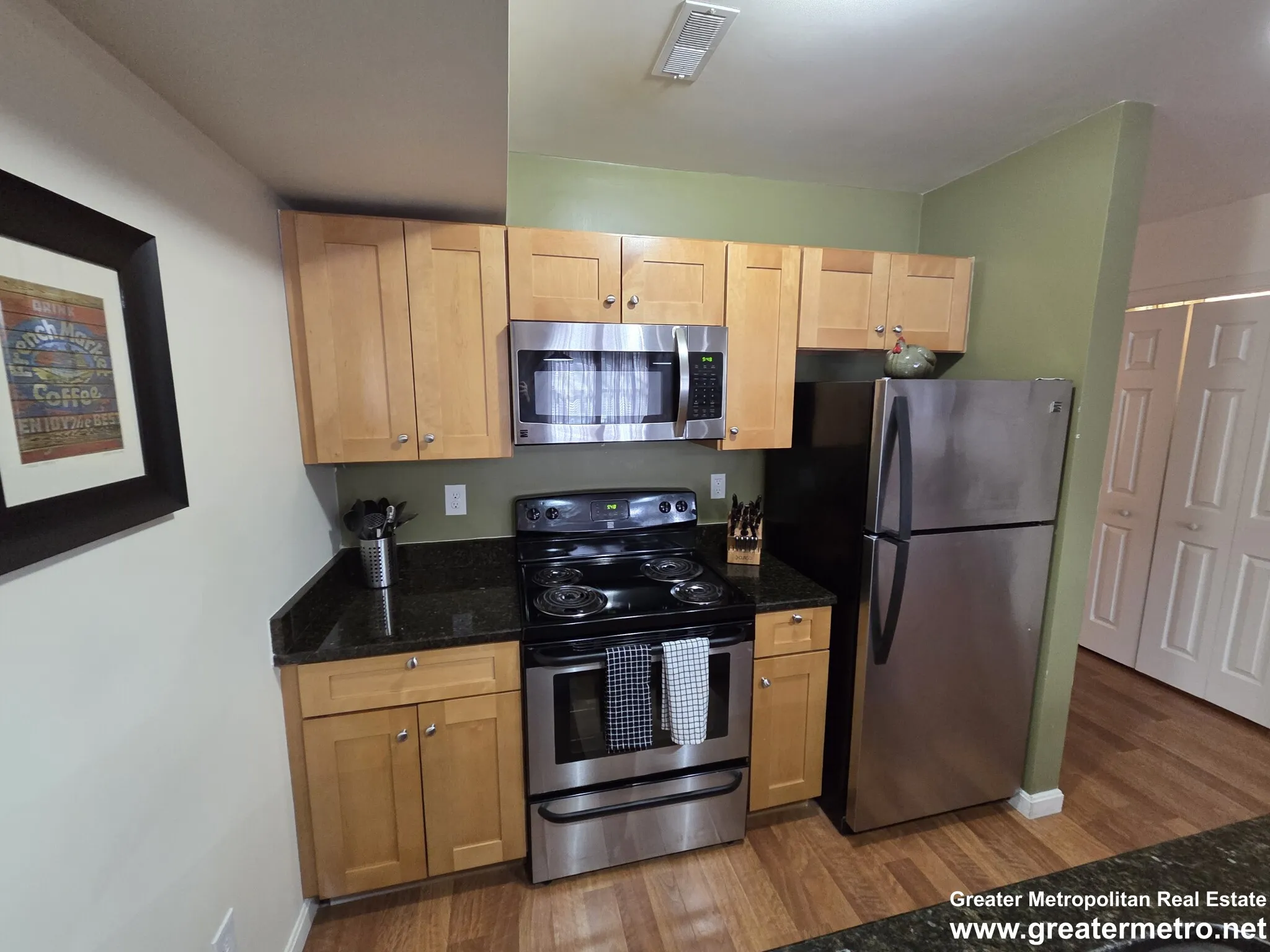 39 Chelsea St, East Boston