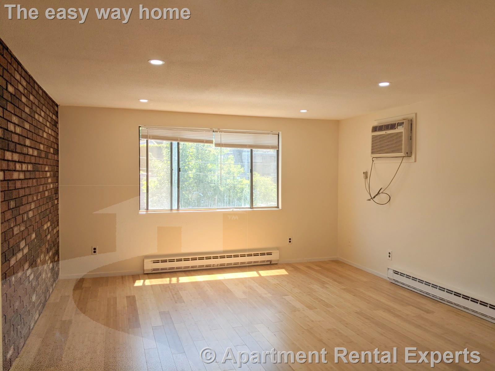 102 Alpine St, Magoun Square