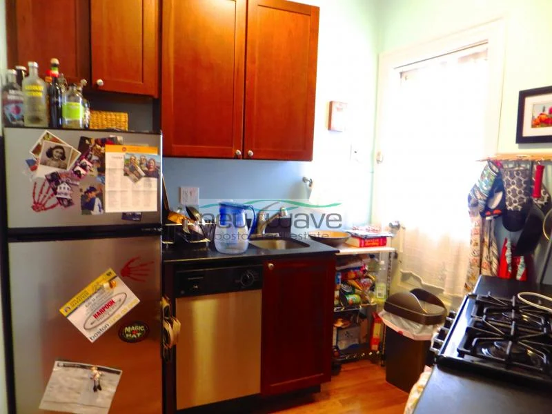 64 Charlesgate East, Fenway