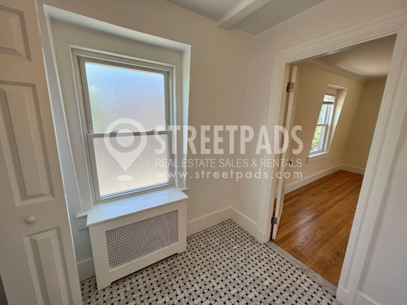 59 Langdon St, Neighborhood Nine