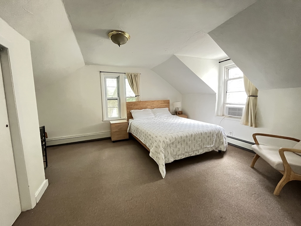 89 6th, East Cambridge