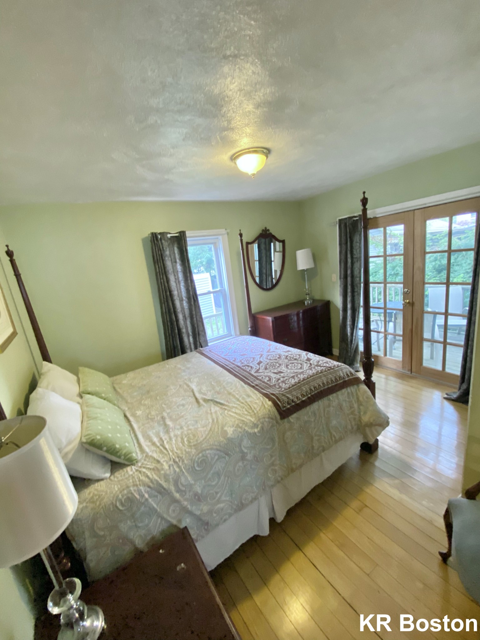 5 bed, 3 bath apartment for rent at 19 Holman St Unit 1, Allston — photo 4 of 6