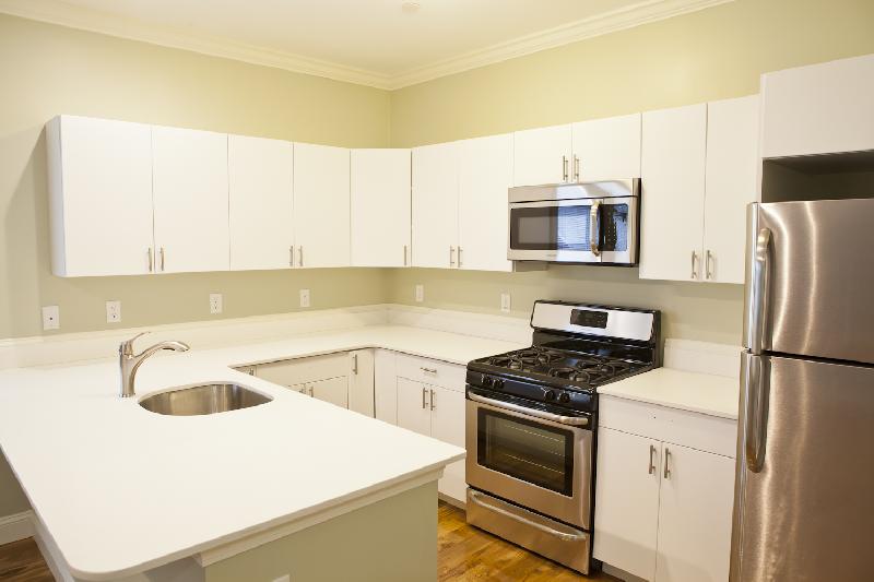 5 bed, 2 bath apartment for rent at 15 Imrie Rd Unit 2, Allston — photo 1 of 14