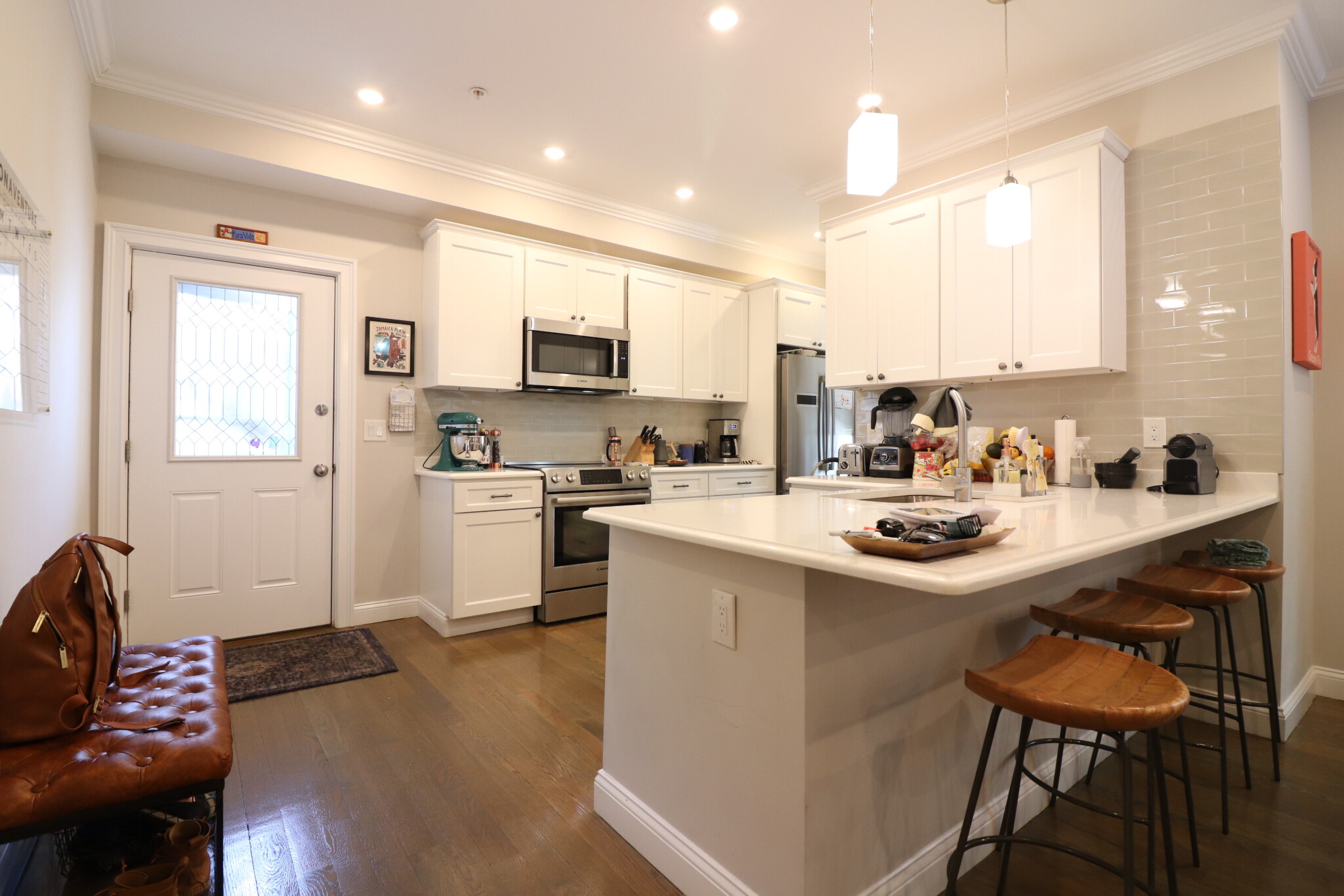 3 bed, 2 bath apartment for rent at 47 Walk Hill St Unit 1, Jamaica Plain — photo 10 of 16