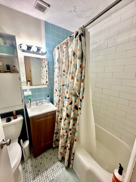 2 bed, 1 bath apartment for rent at 435 Hanover Unit 5, North End — photo 17 of 18
