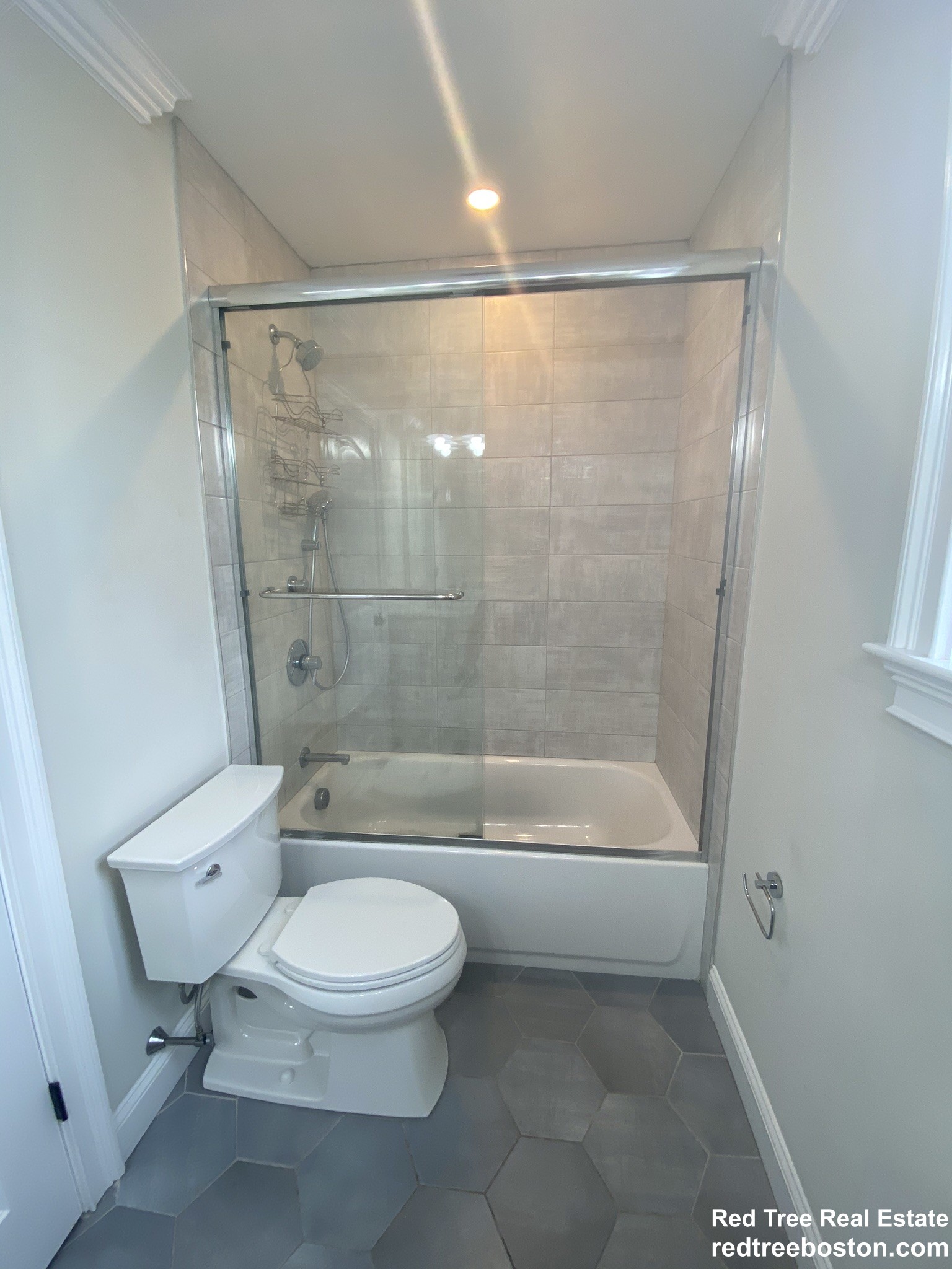 5 bed, 1.5 bath apartment for rent at 490 Washington St Unit RFR, Brighton — photo 14 of 24