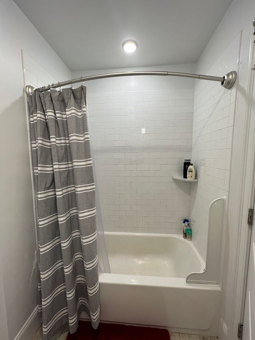 4 bed, 2 bath apartment for rent at 116 Holland St Unit 1, Davis Square — photo 17 of 21