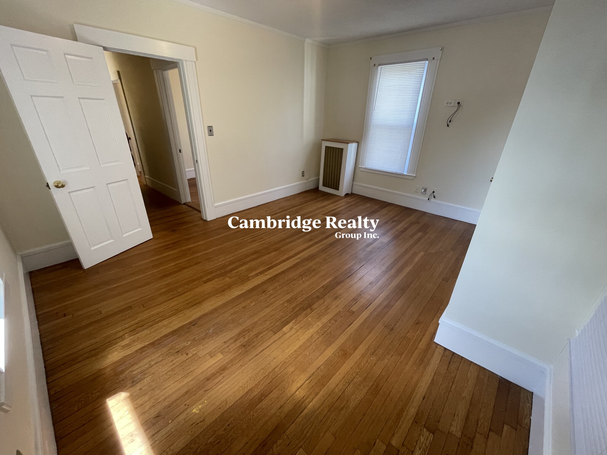 2.5 bed, 1 bath apartment for rent at 543 Broadway Unit 1T, South Medford — photo 18 of 27