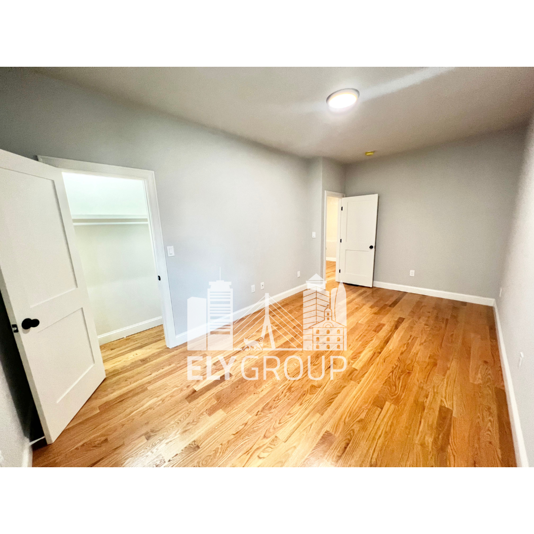 4 bed, 2 bath apartment for rent at 33 Lincoln St Unit 1, West Medford — photo 17 of 22