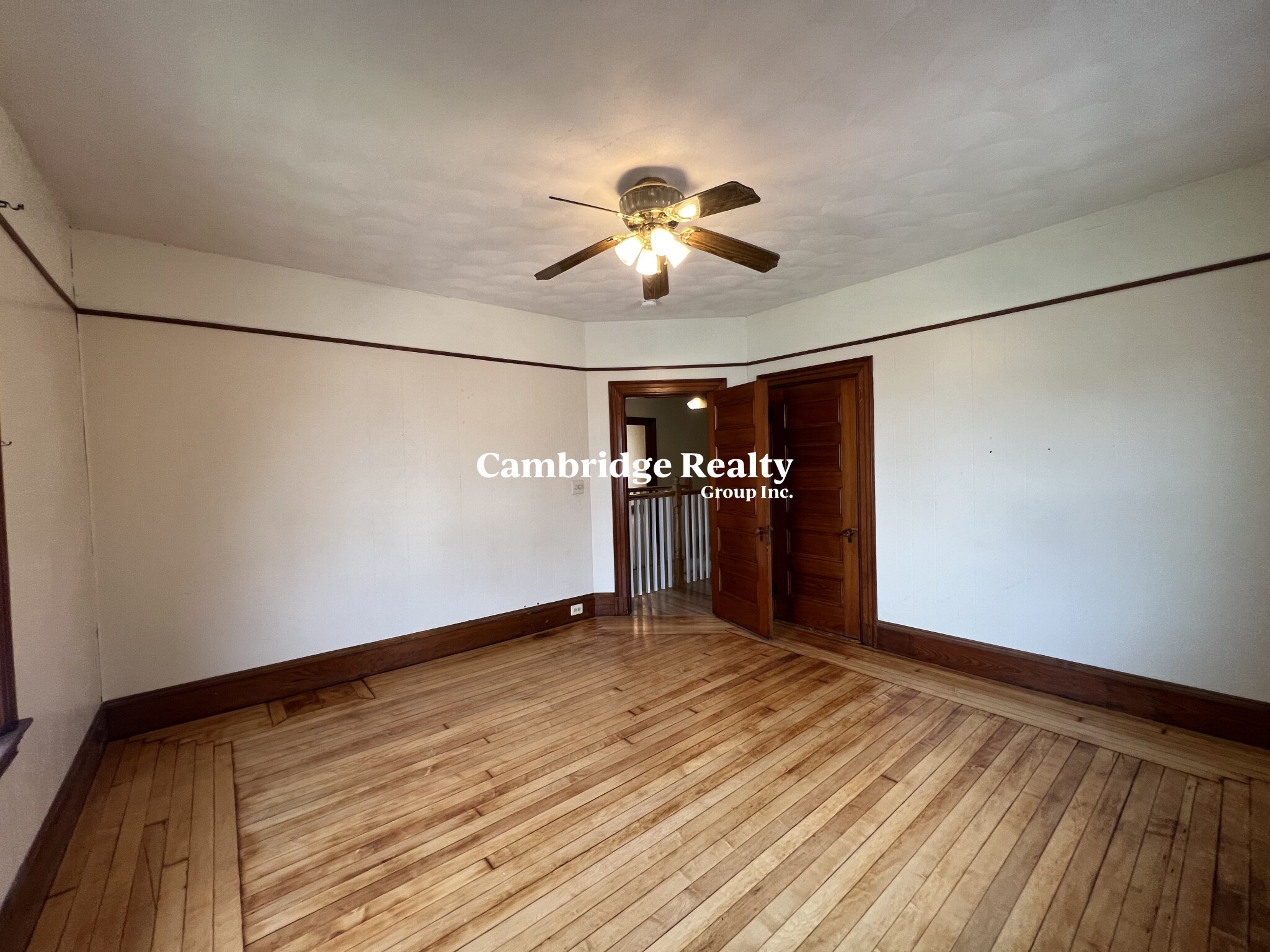 22 Grand View Ave, Prospect Hill