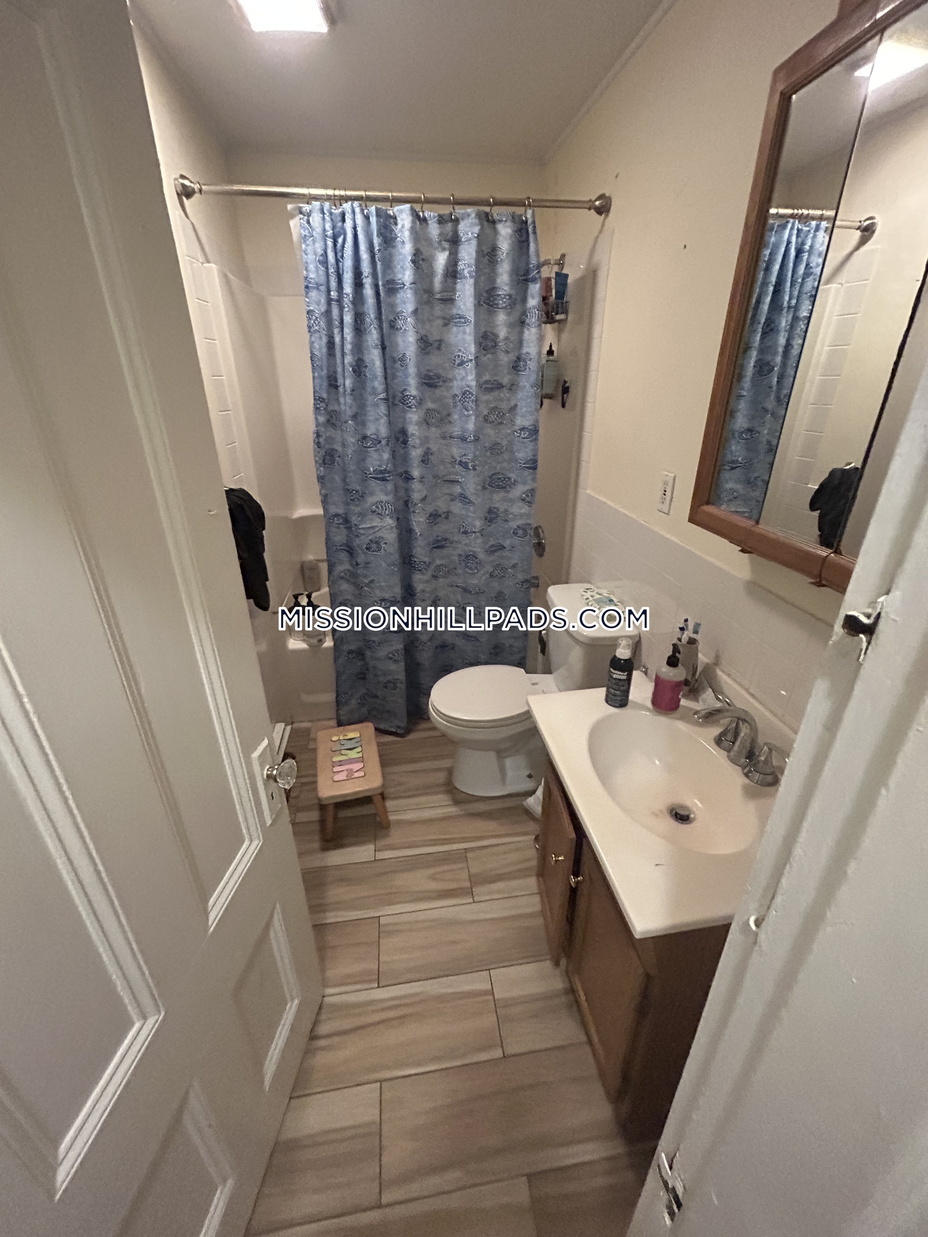 6 bed, 2.5 bath apartment for rent at 1 Sachem St Unit U3, Mission Hill — photo 37 of 45