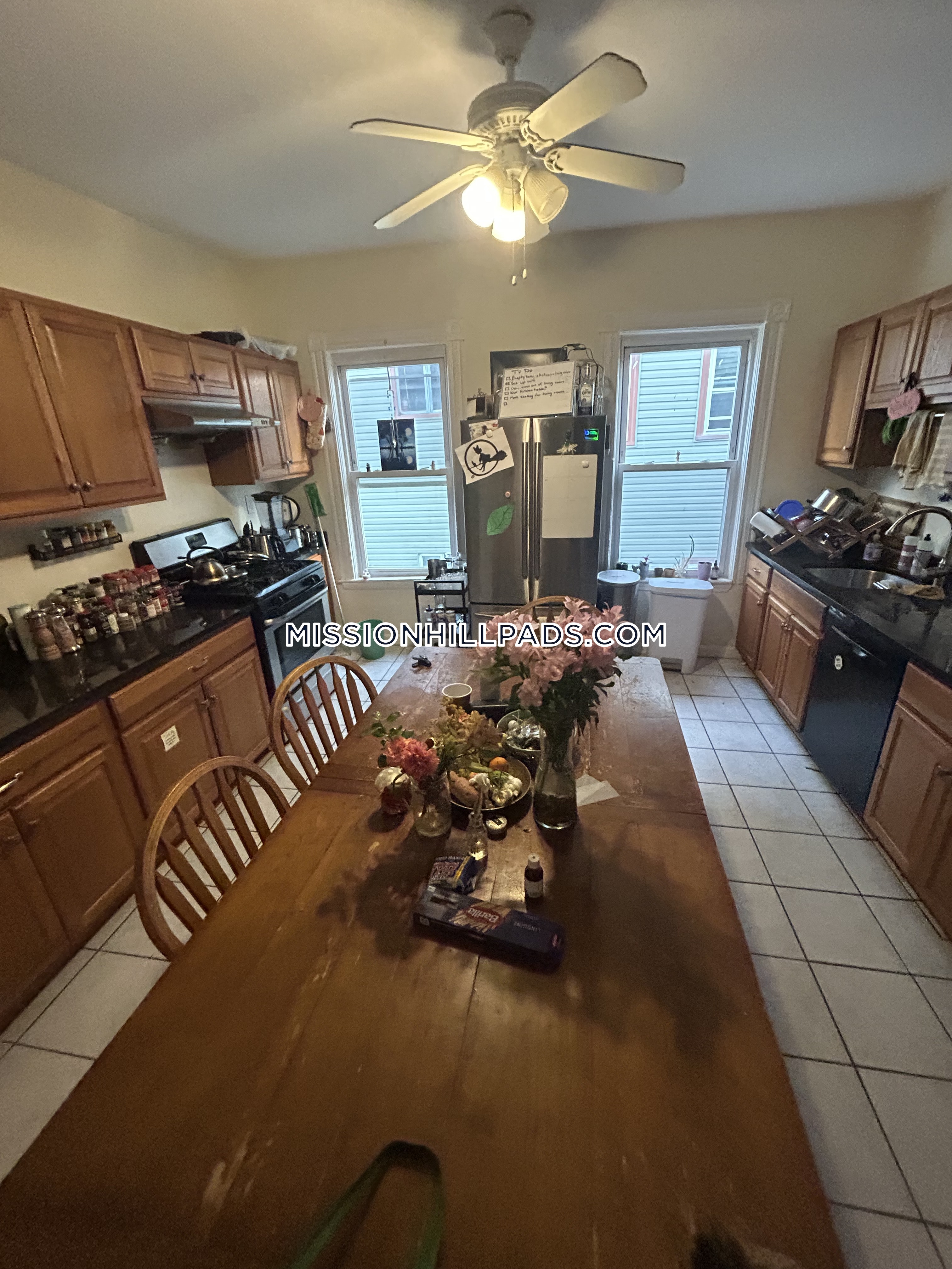6 bed, 2.5 bath apartment for rent at 1 Sachem St Unit U3, Mission Hill — photo 8 of 45