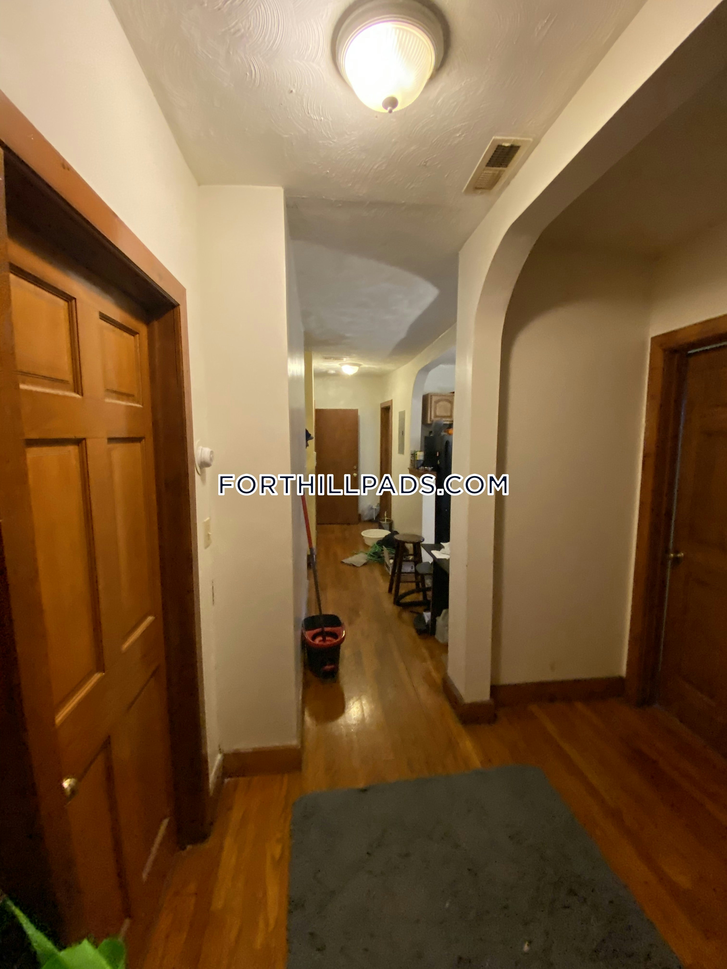 4 bed, 2 bath apartment for rent at 251 Highland St Unit 2, Roxbury — photo 13 of 28
