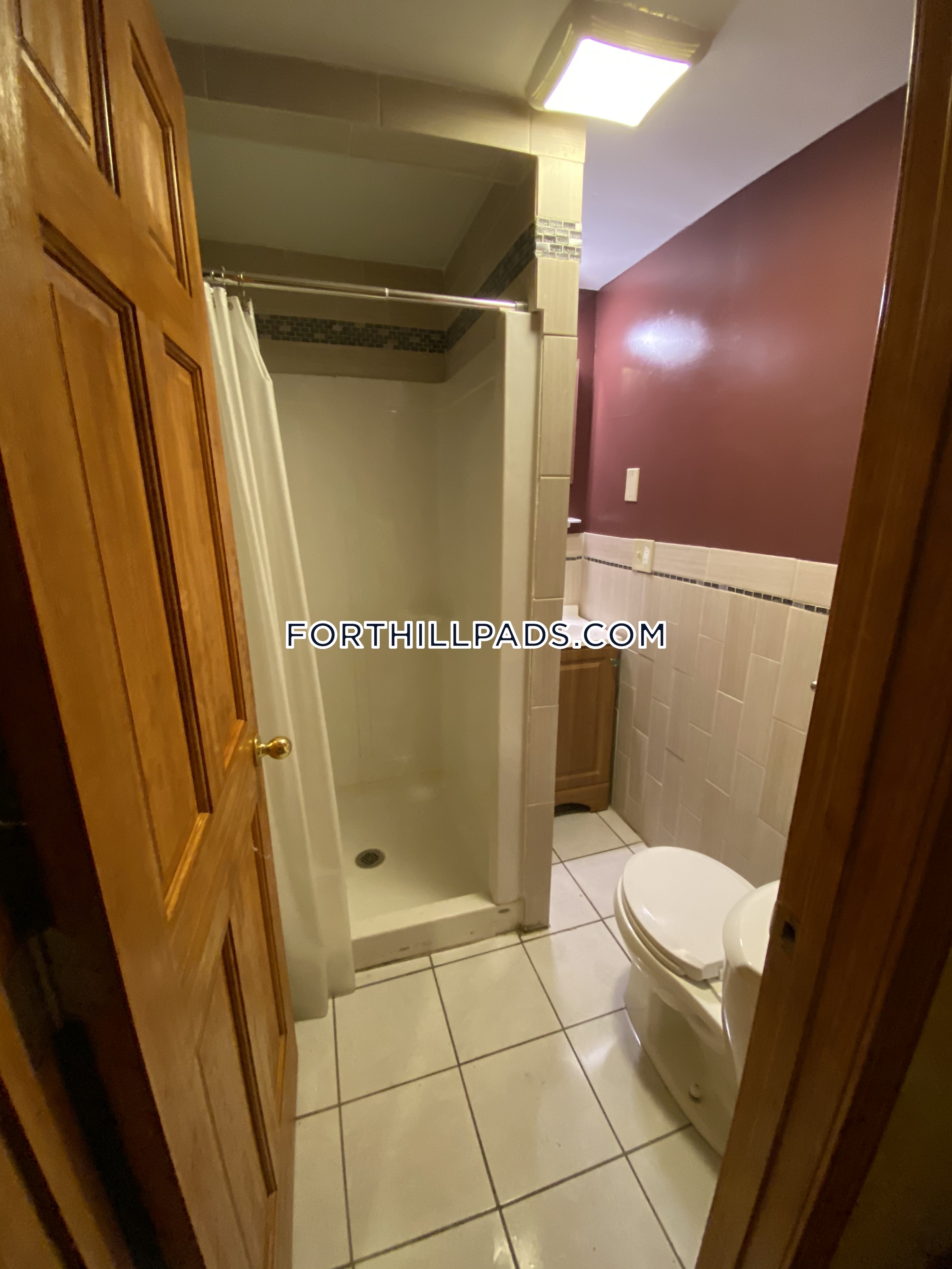 4 bed, 2 bath apartment for rent at 251 Highland St Unit 2, Roxbury — photo 23 of 28