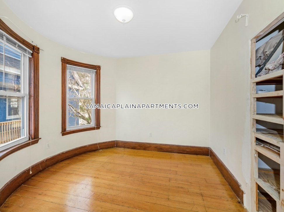 5 bed, 2 bath apartment for rent at 47 Creighton St Unit 3, Jamaica Plain — photo 106 of 117