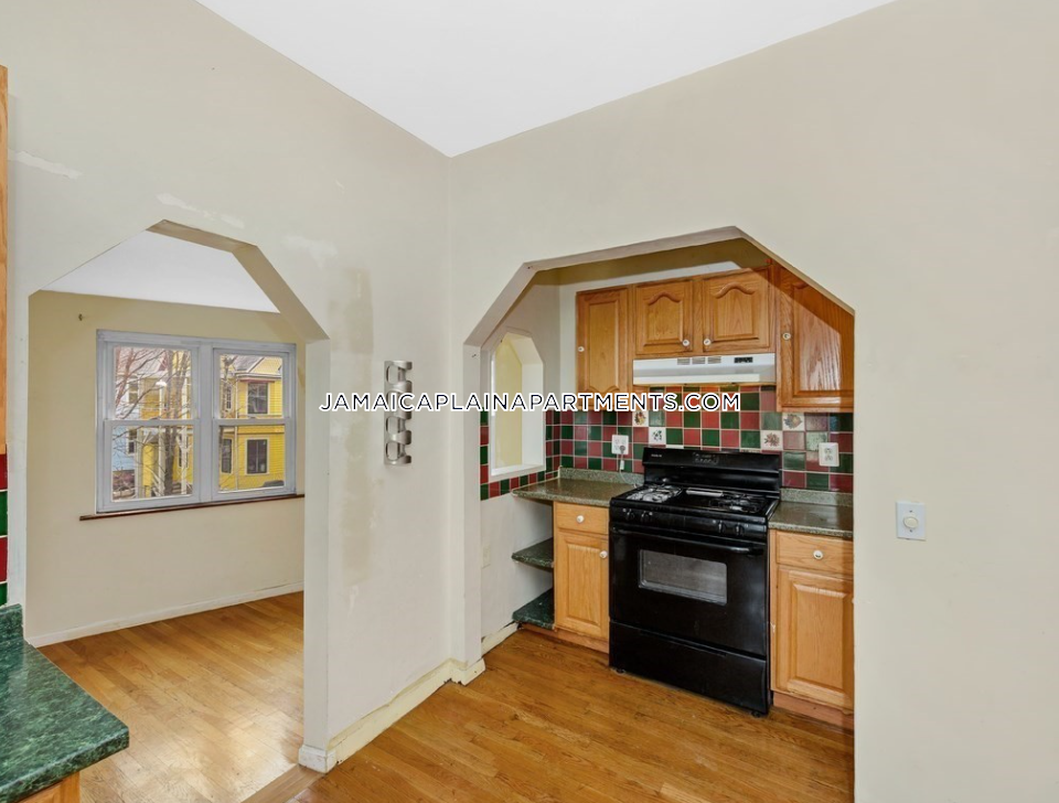5 bed, 2 bath apartment for rent at 47 Creighton St Unit 3, Jamaica Plain — photo 111 of 117