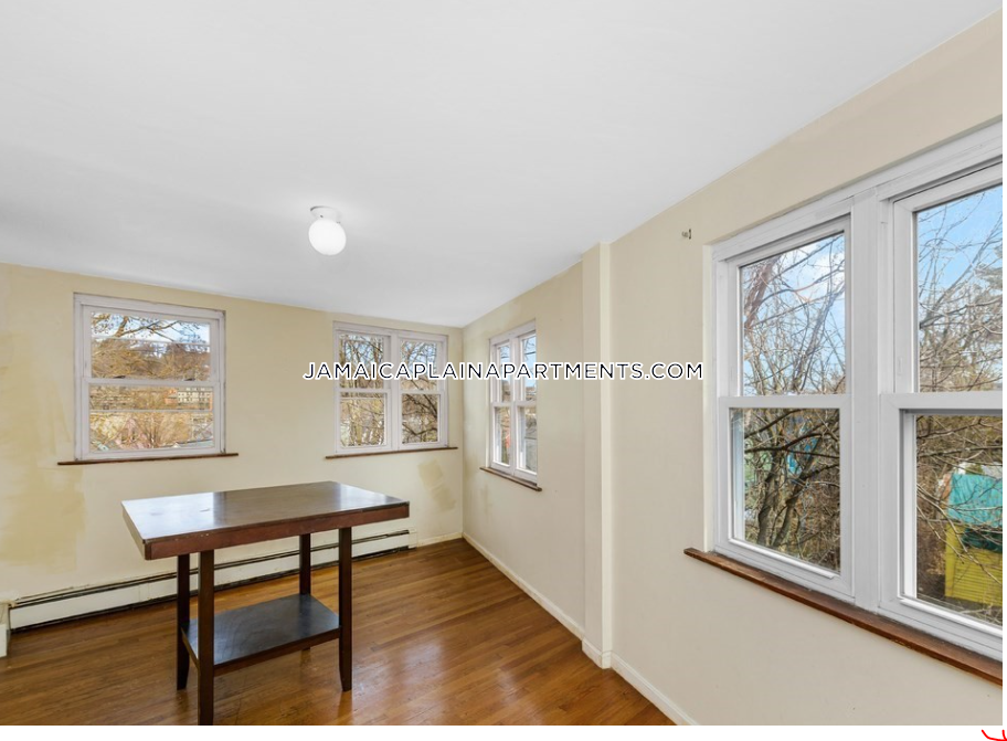 5 bed, 2 bath apartment for rent at 47 Creighton St Unit 3, Jamaica Plain — photo 113 of 117