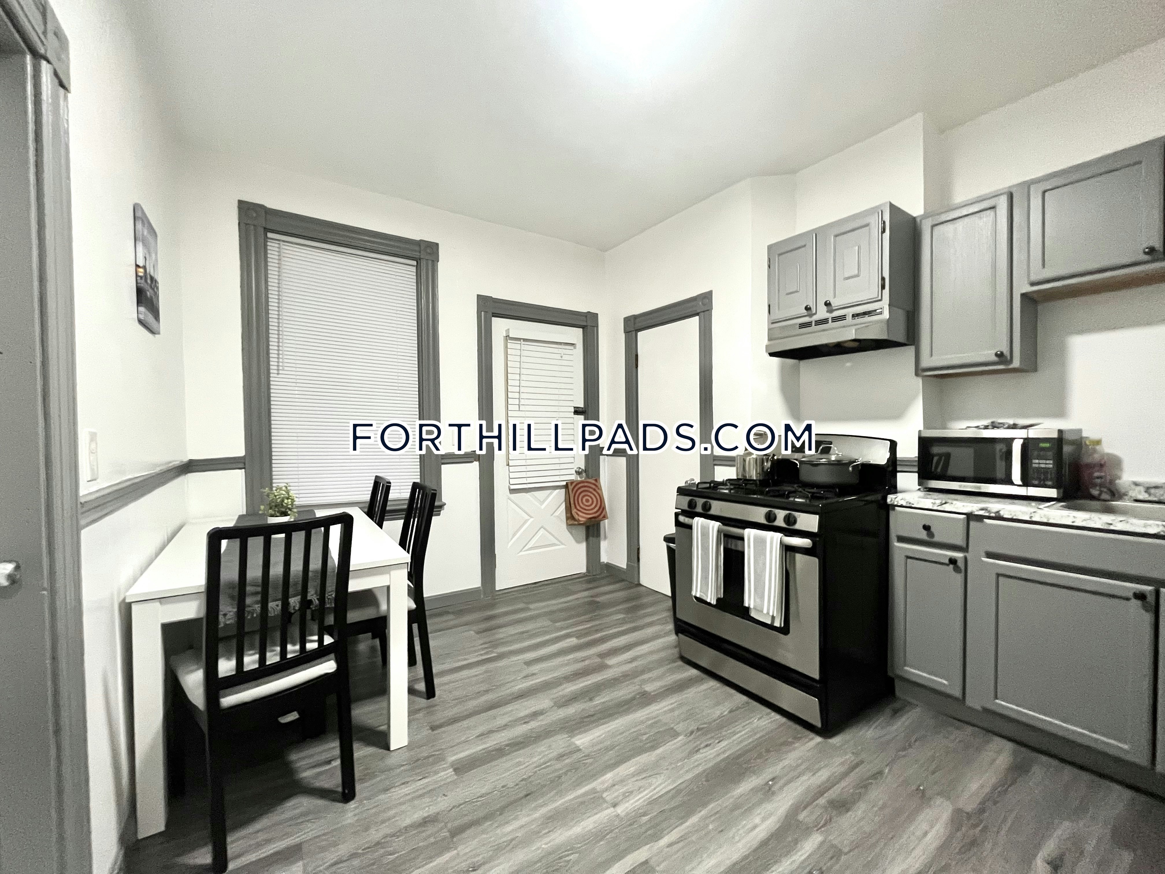 3 bed, 1 bath apartment for rent at 200 Highland St Unit 1, Mission Hill — photo 3 of 11
