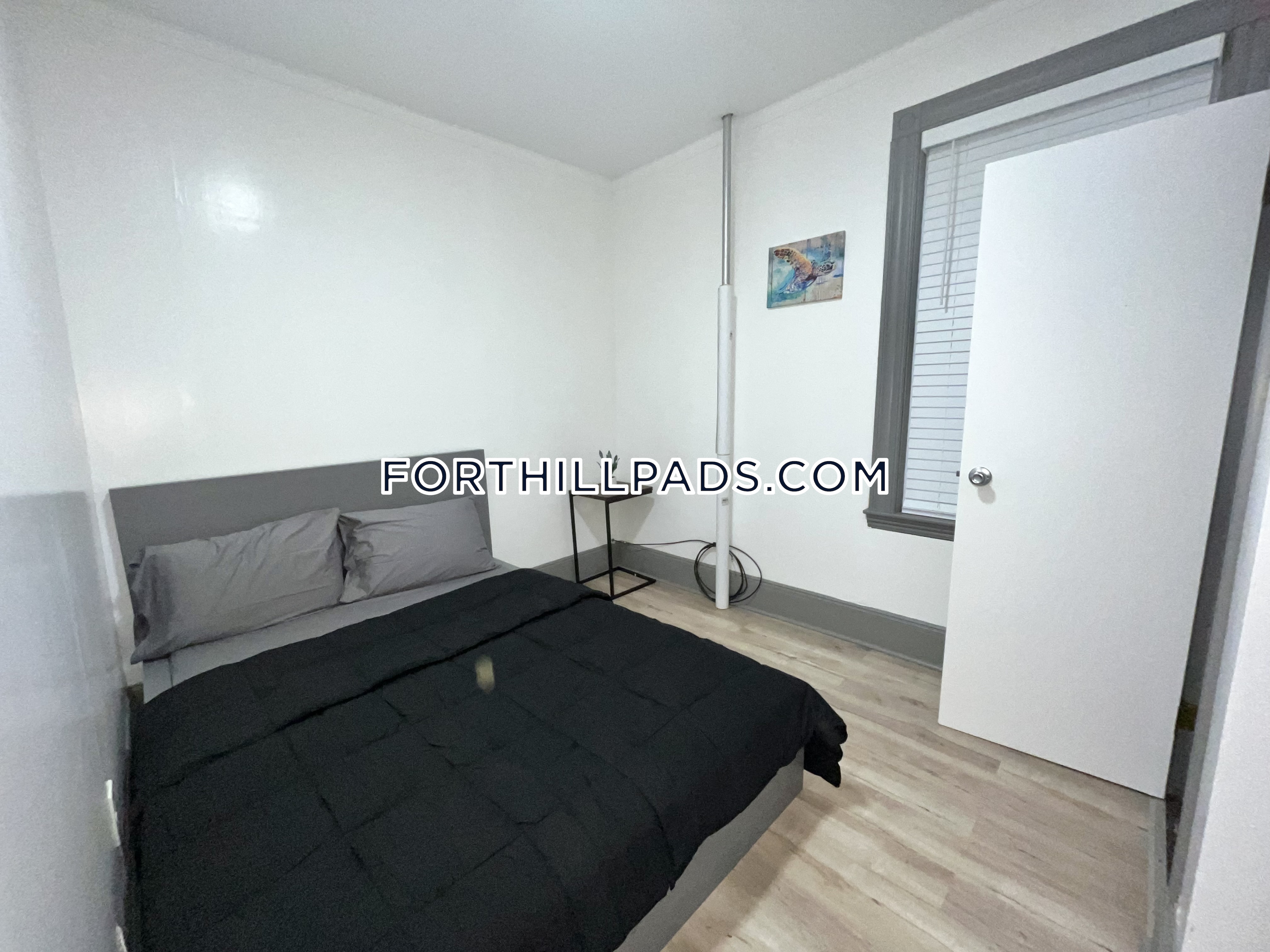 3 bed, 1 bath apartment for rent at 200 Highland St Unit 1, Mission Hill — photo 7 of 11