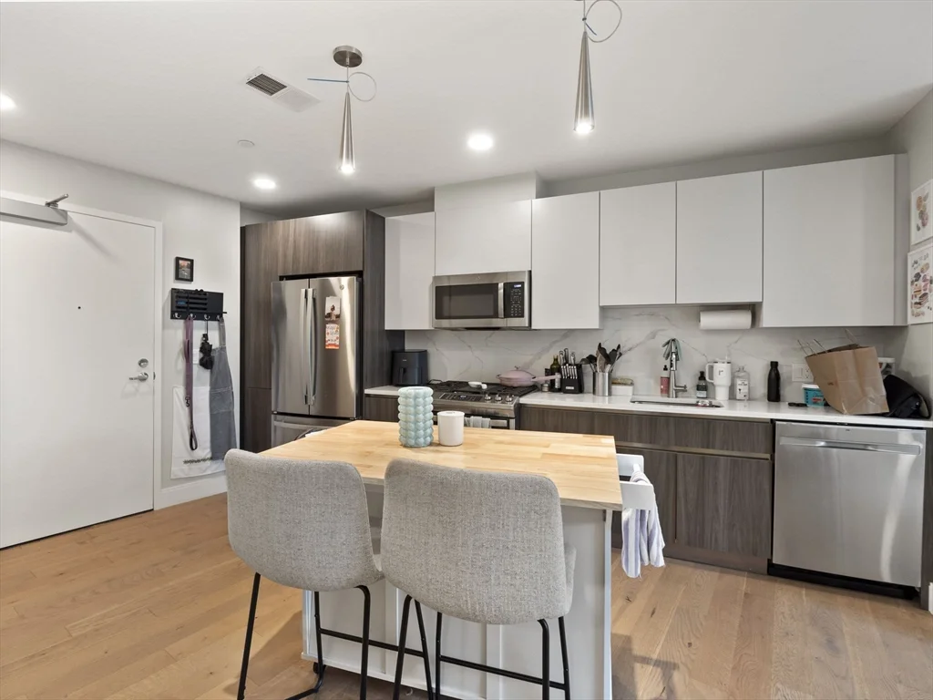 9 Central St, Spring Hill