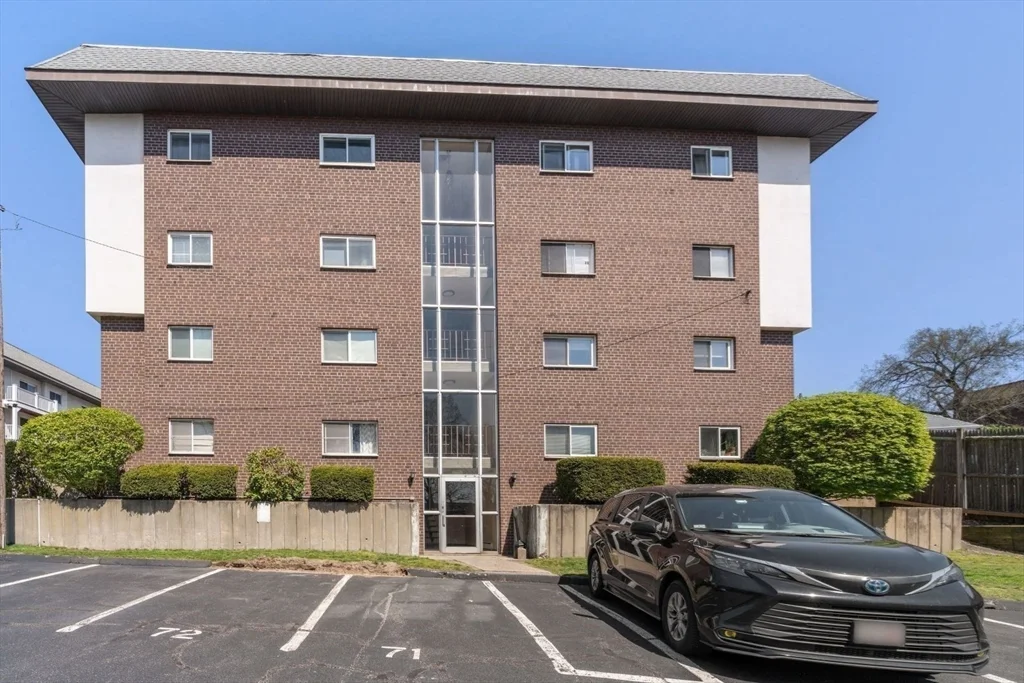 205 Independence Ave, Quincy