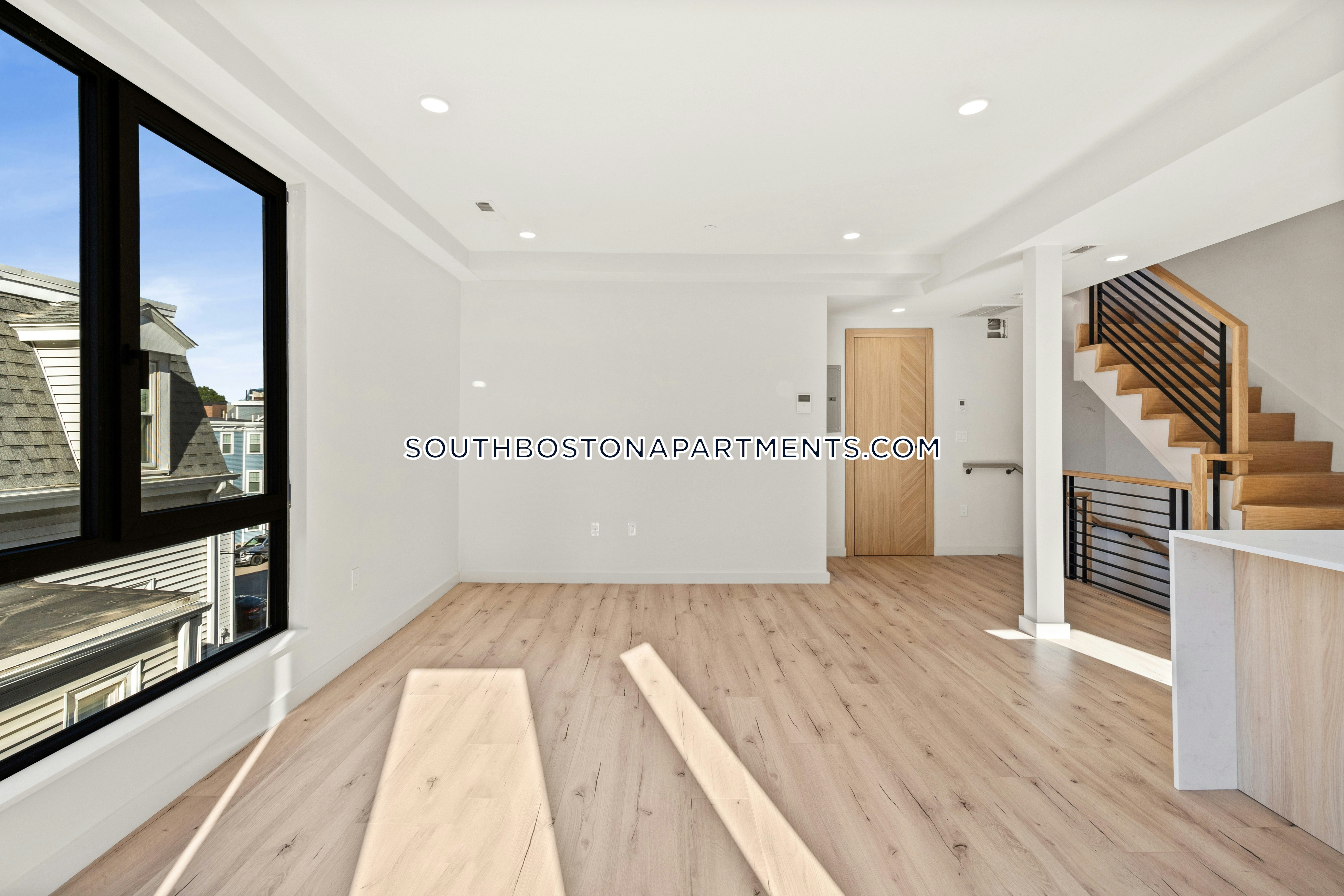 4 bed, 4+ bath apartment for rent at 6 National St Unit 3, South Boston — photo 17 of 37