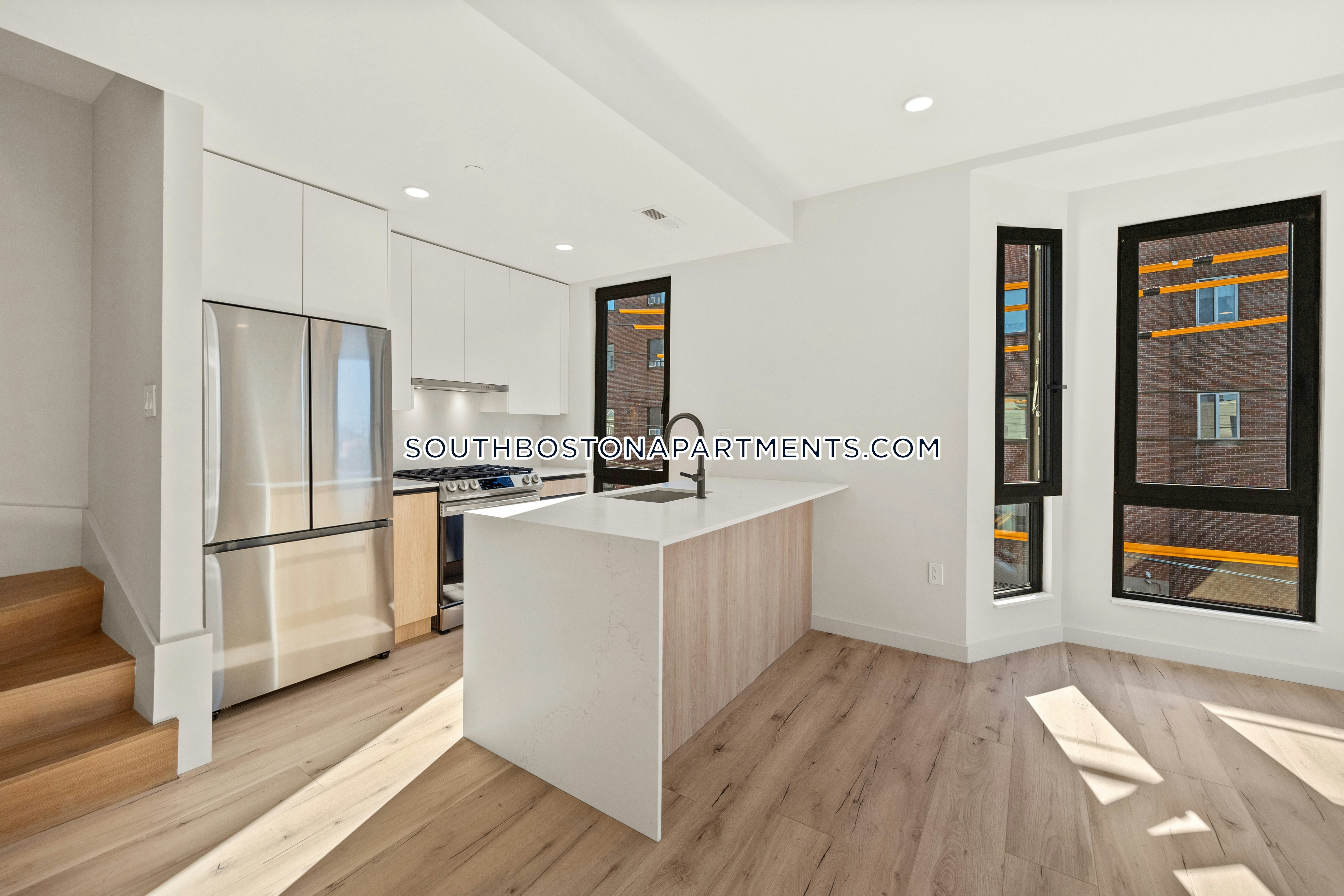 4 bed, 4+ bath apartment for rent at 6 National St Unit 3, South Boston — photo 19 of 37
