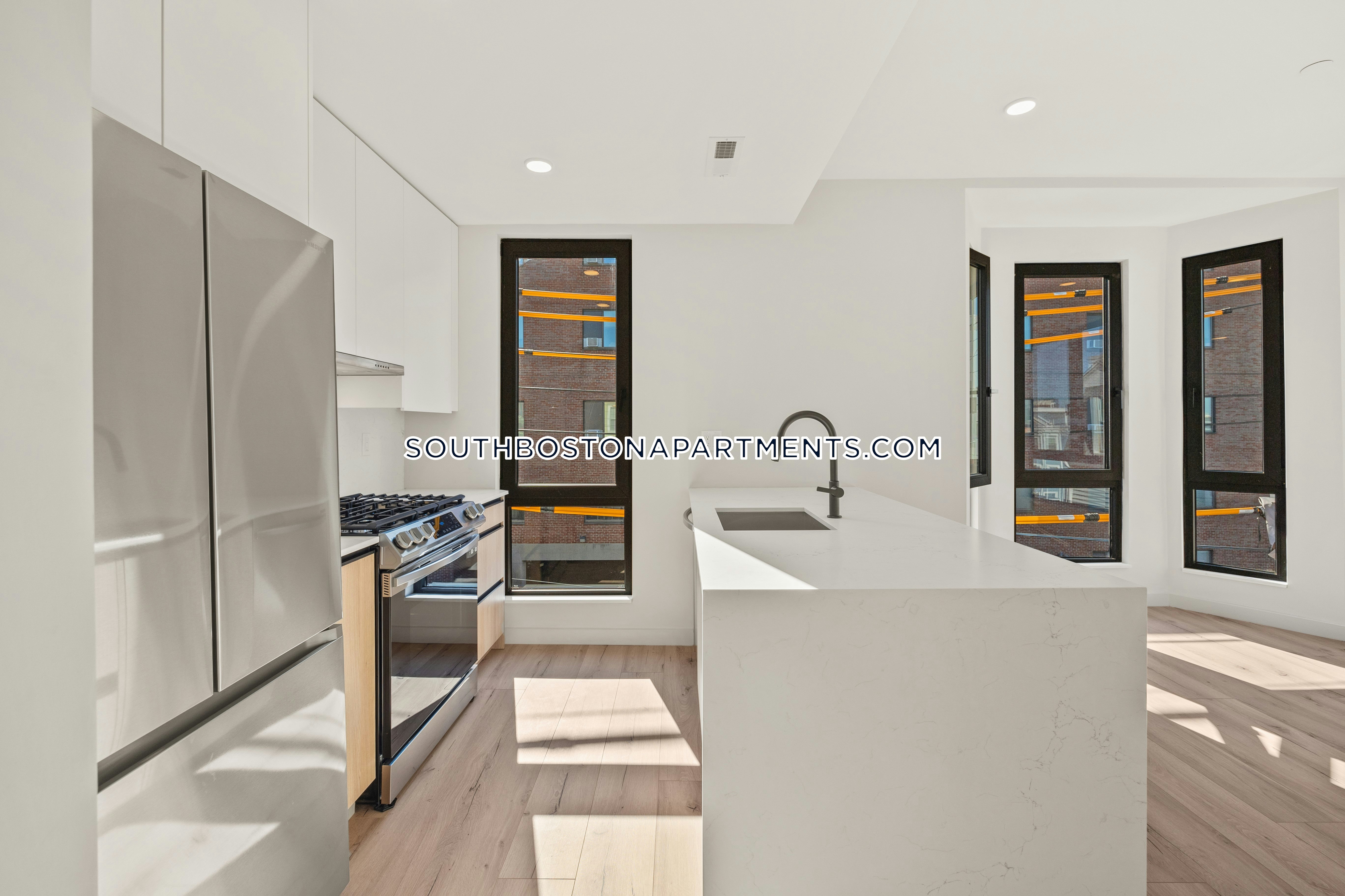 4 bed, 4+ bath apartment for rent at 6 National St Unit 3, South Boston — photo 22 of 37