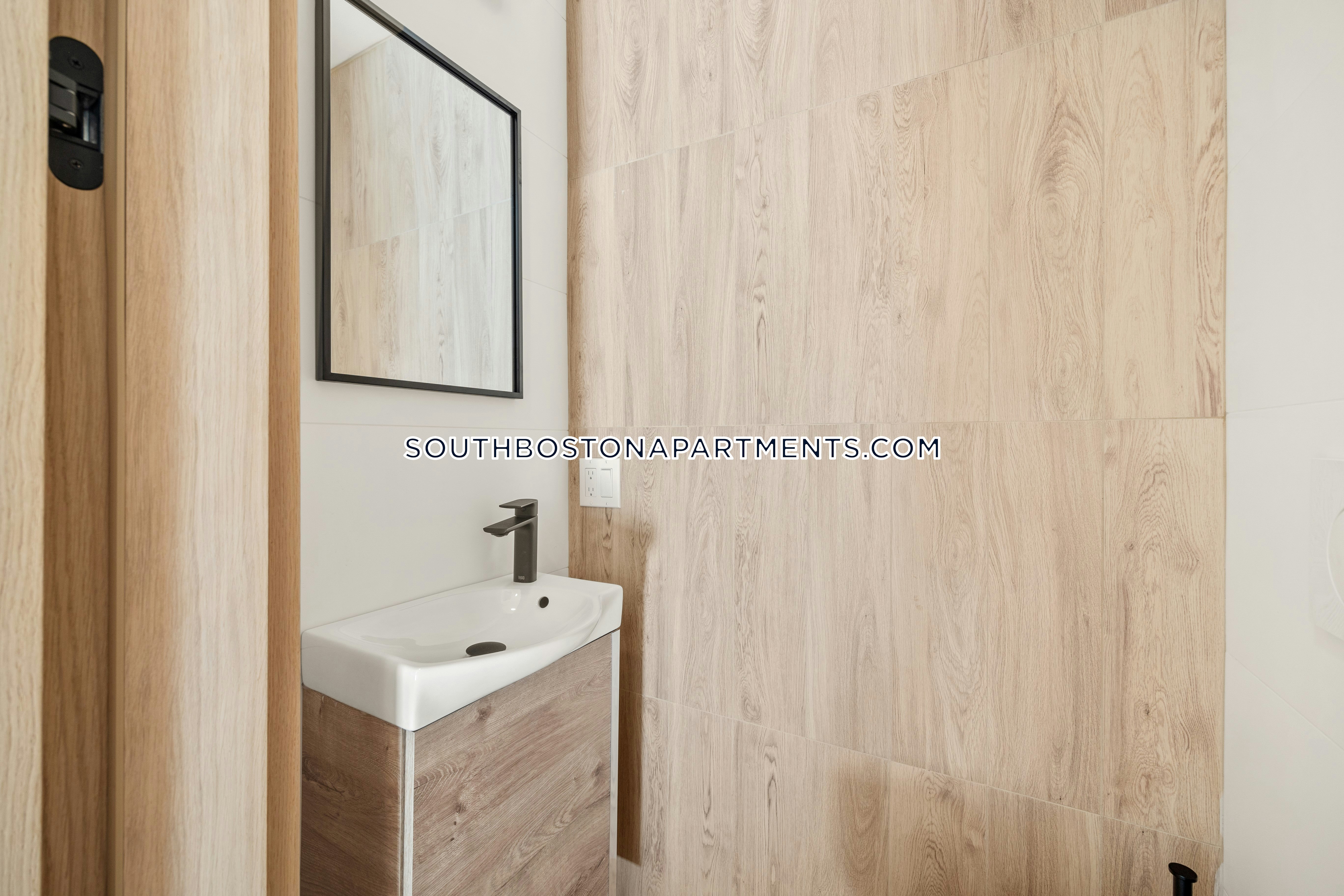 4 bed, 4+ bath apartment for rent at 6 National St Unit 3, South Boston — photo 24 of 37