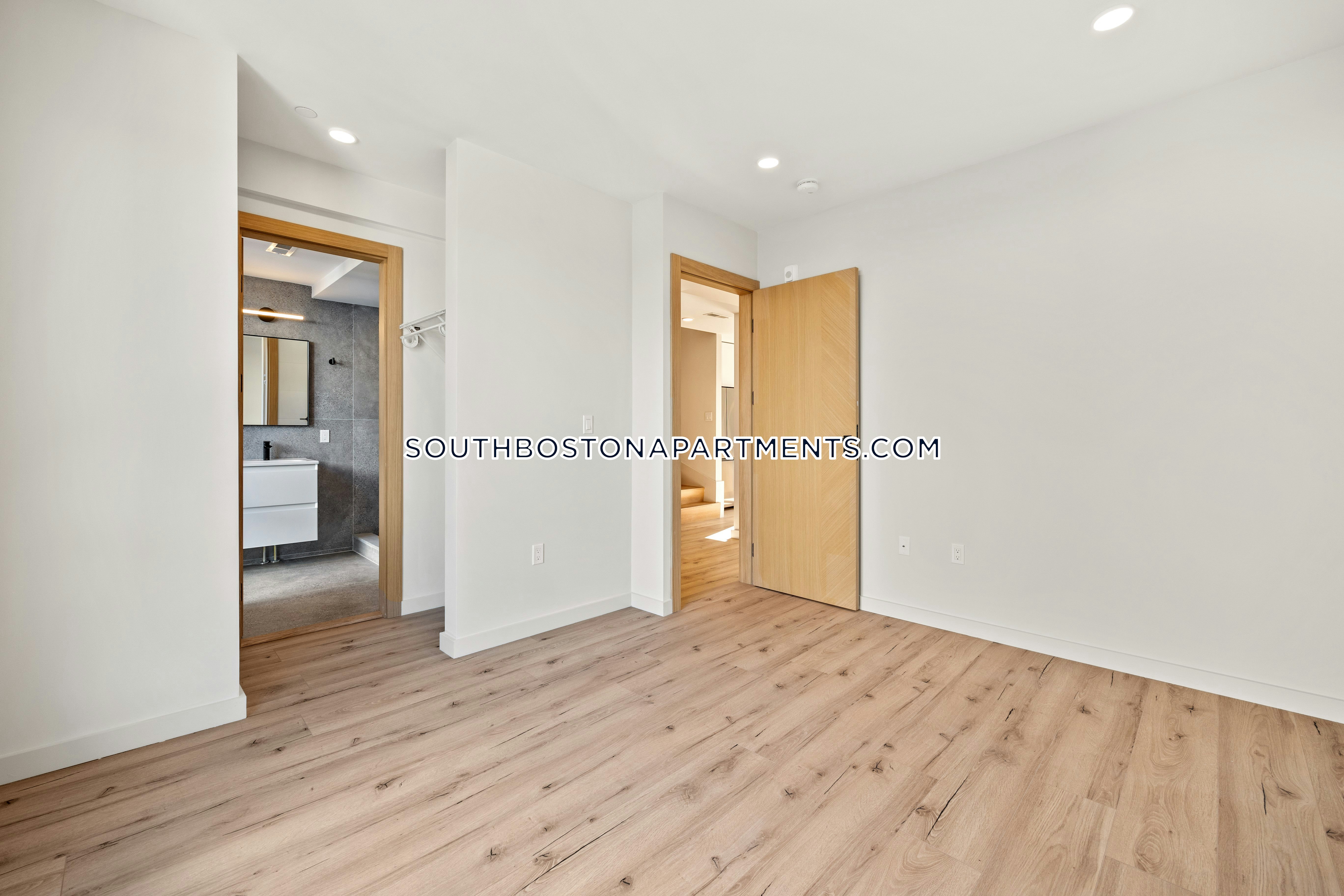 4 bed, 4+ bath apartment for rent at 6 National St Unit 3, South Boston — photo 27 of 37