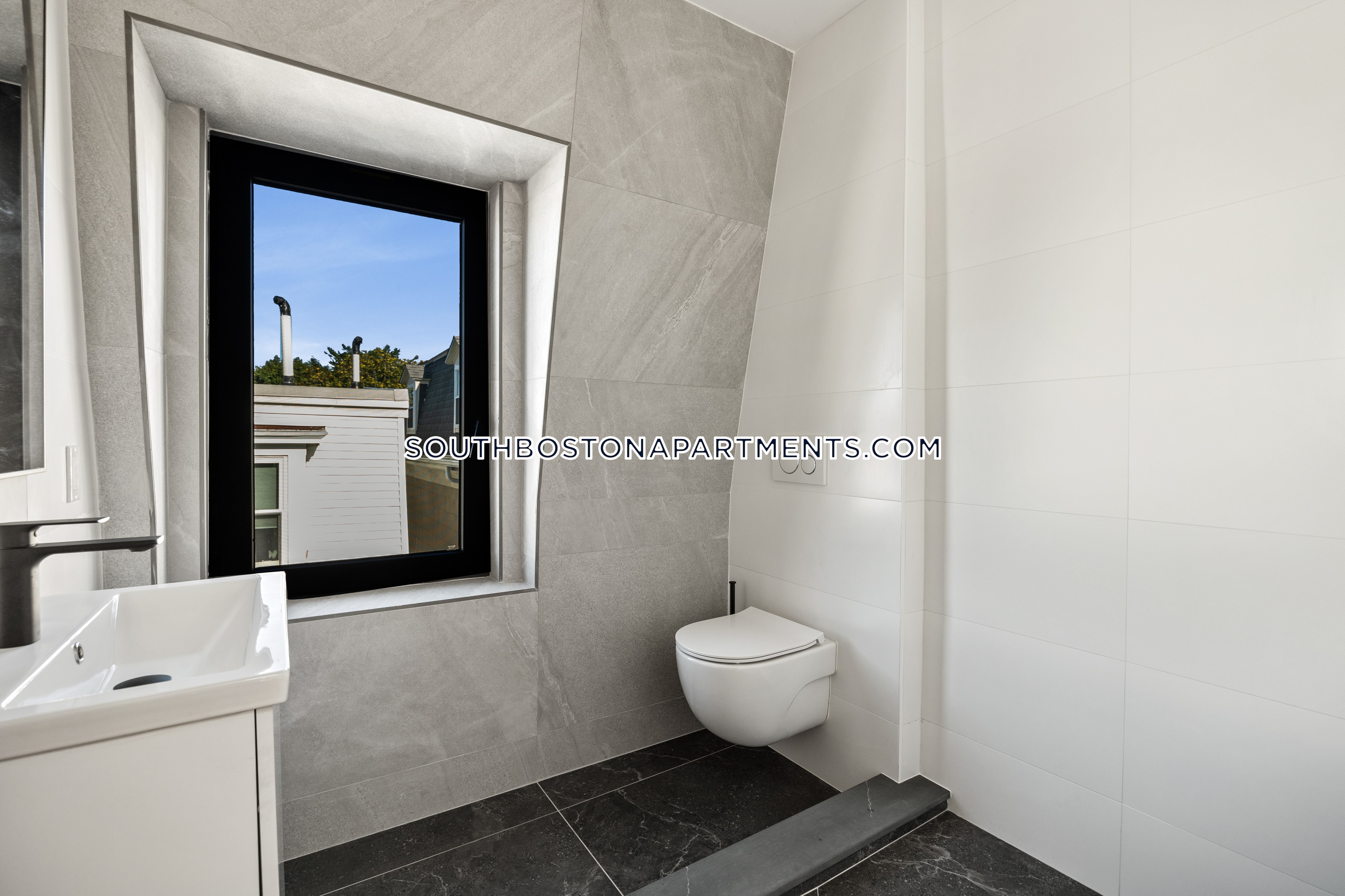 4 bed, 4+ bath apartment for rent at 6 National St Unit 3, South Boston — photo 31 of 37
