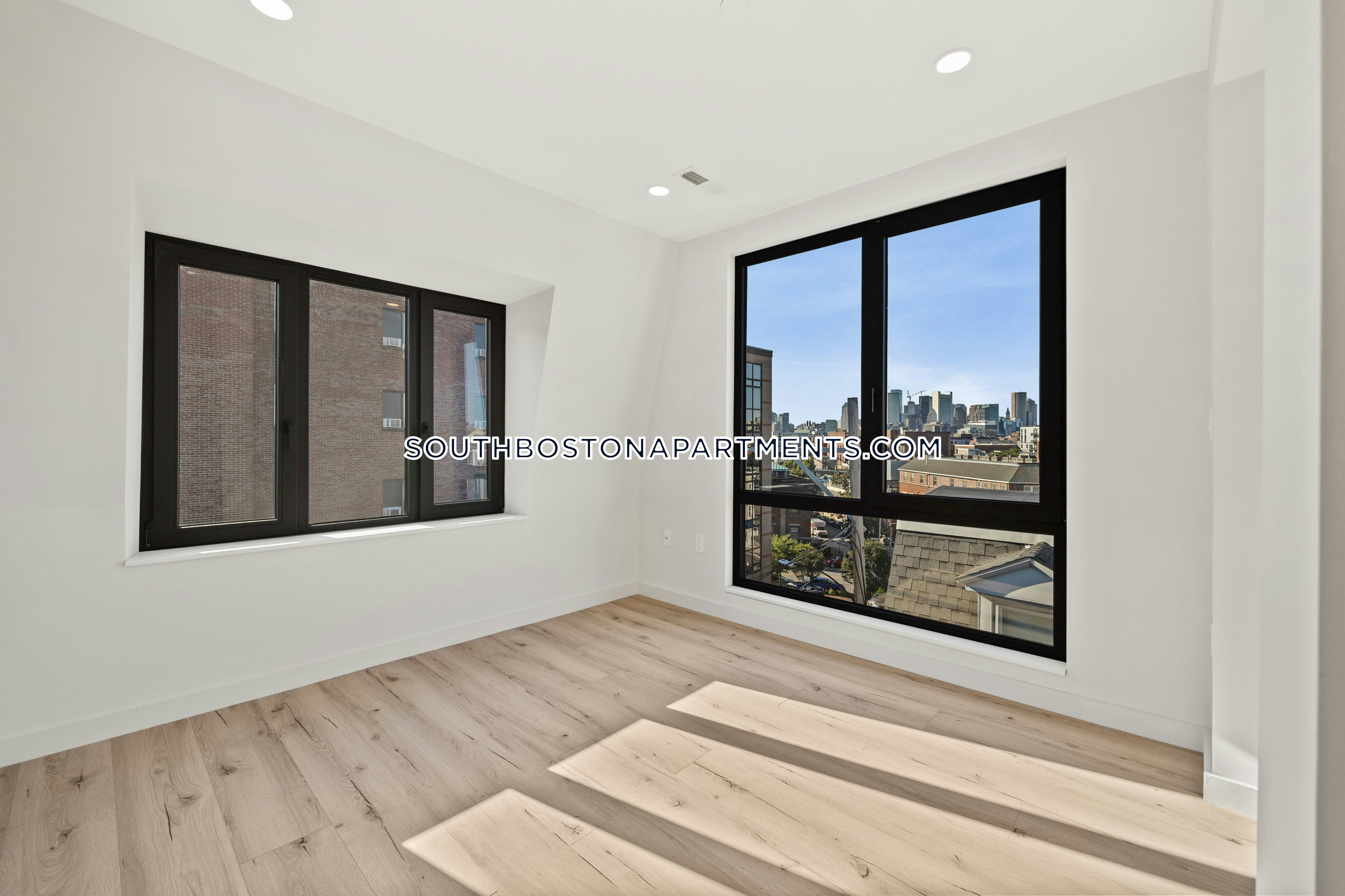 4 bed, 4+ bath apartment for rent at 6 National St Unit 3, South Boston — photo 32 of 37