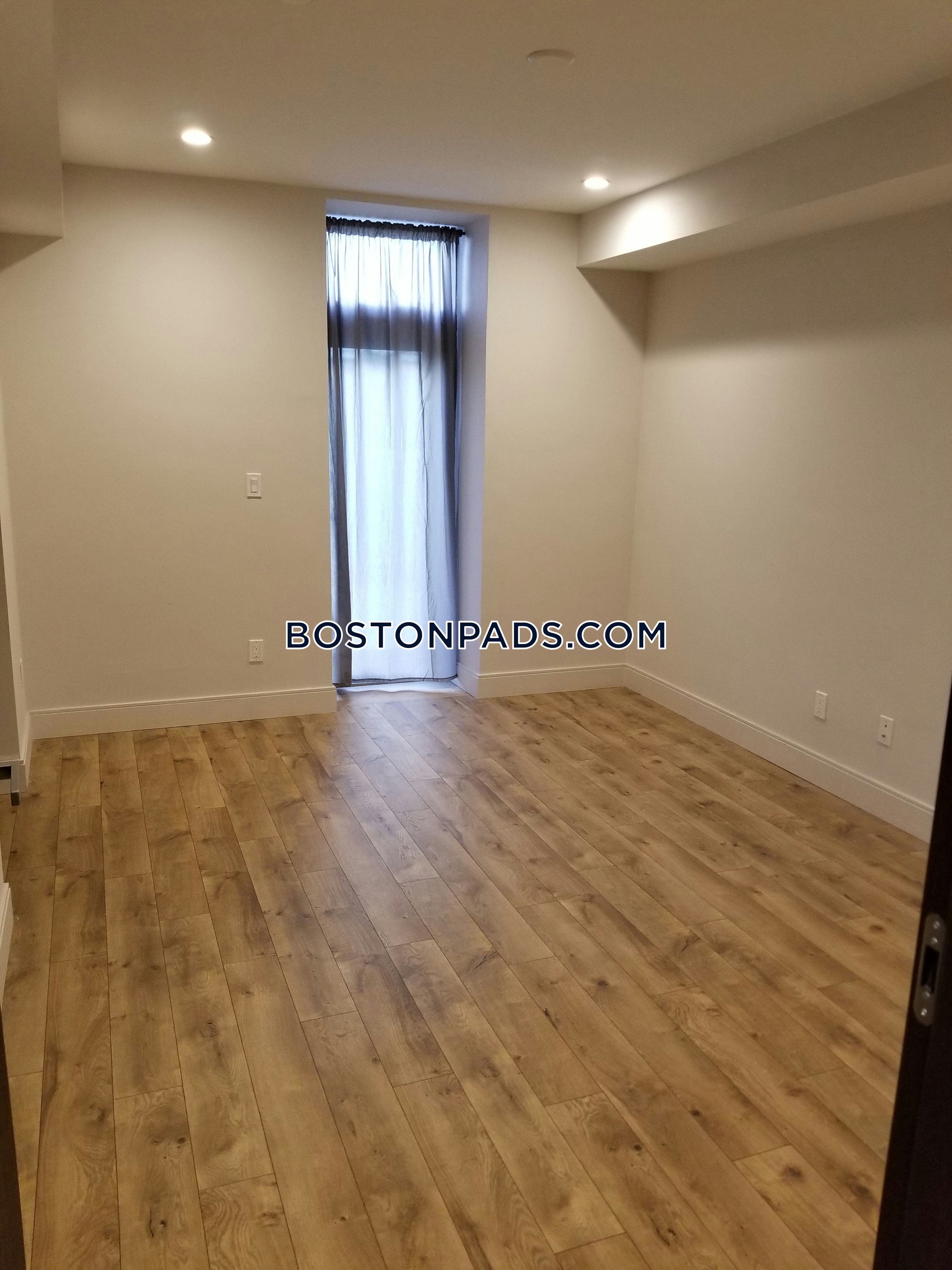 4 bed, 3 bath apartment for rent at 769 Dorchester Unit 2, Dorchester — photo 9 of 9