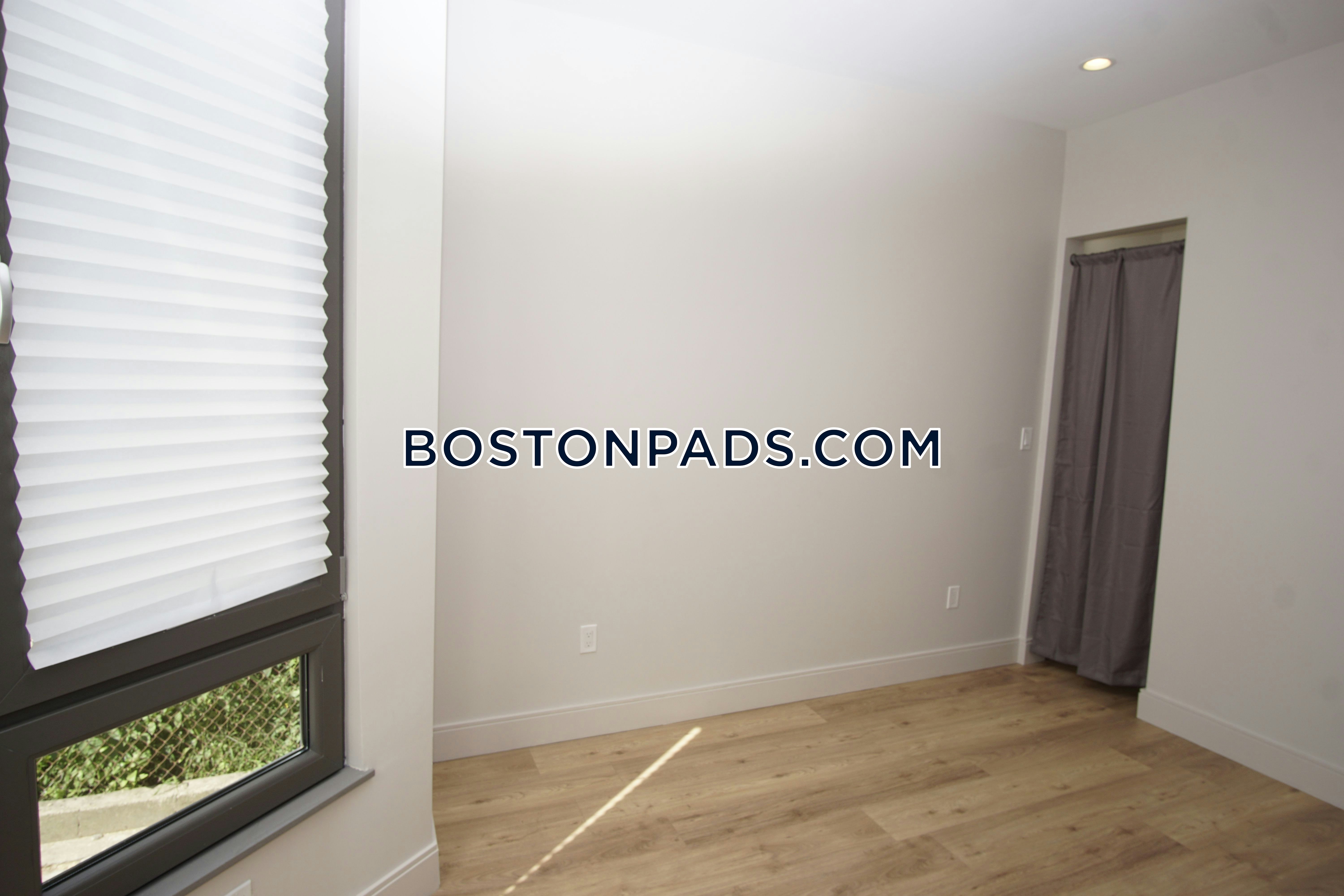 5 bed, 3 bath apartment for rent at 31 Buttonwood Unit 1, Dorchester — photo 18 of 34