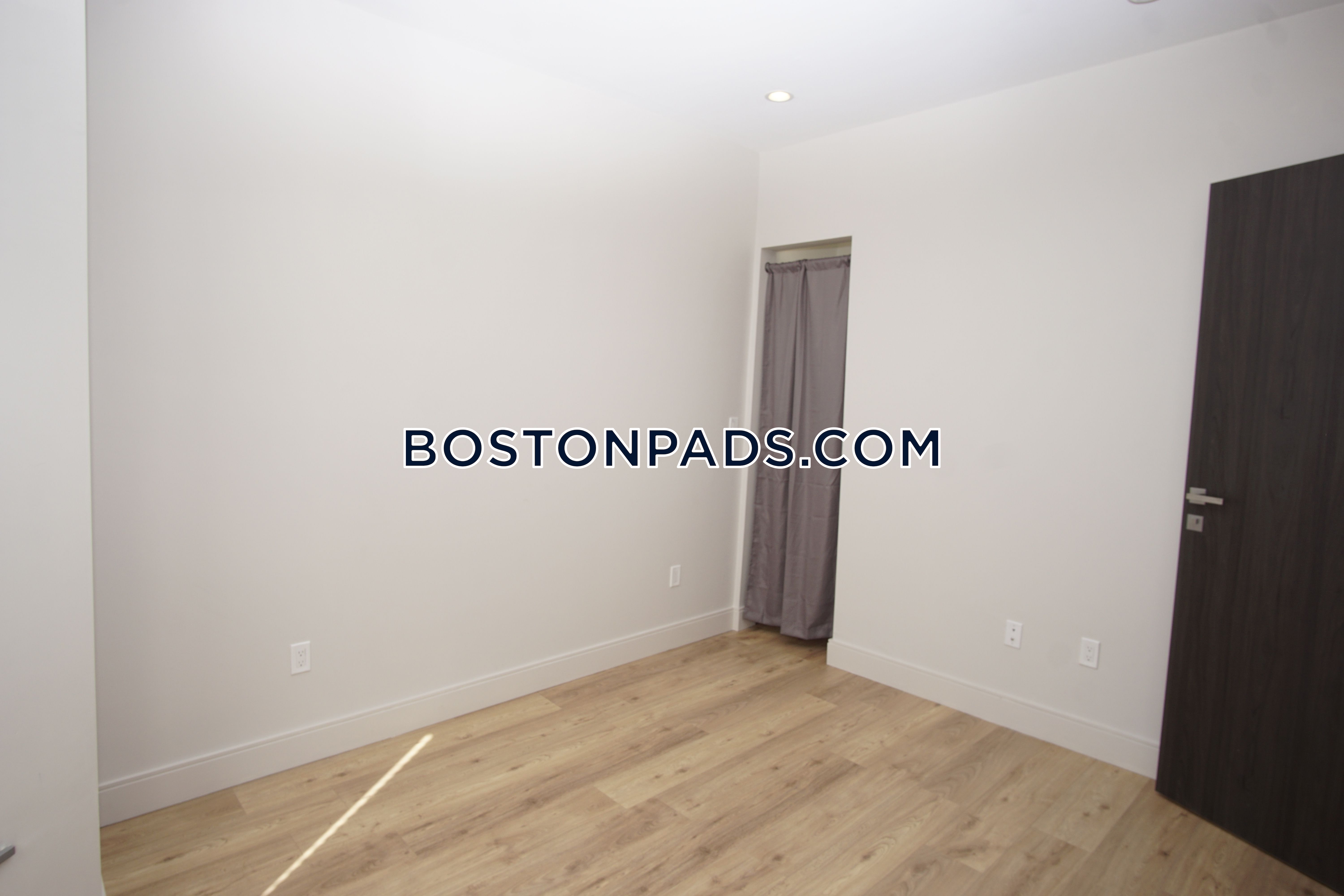 5 bed, 3 bath apartment for rent at 31 Buttonwood Unit 1, Dorchester — photo 19 of 34
