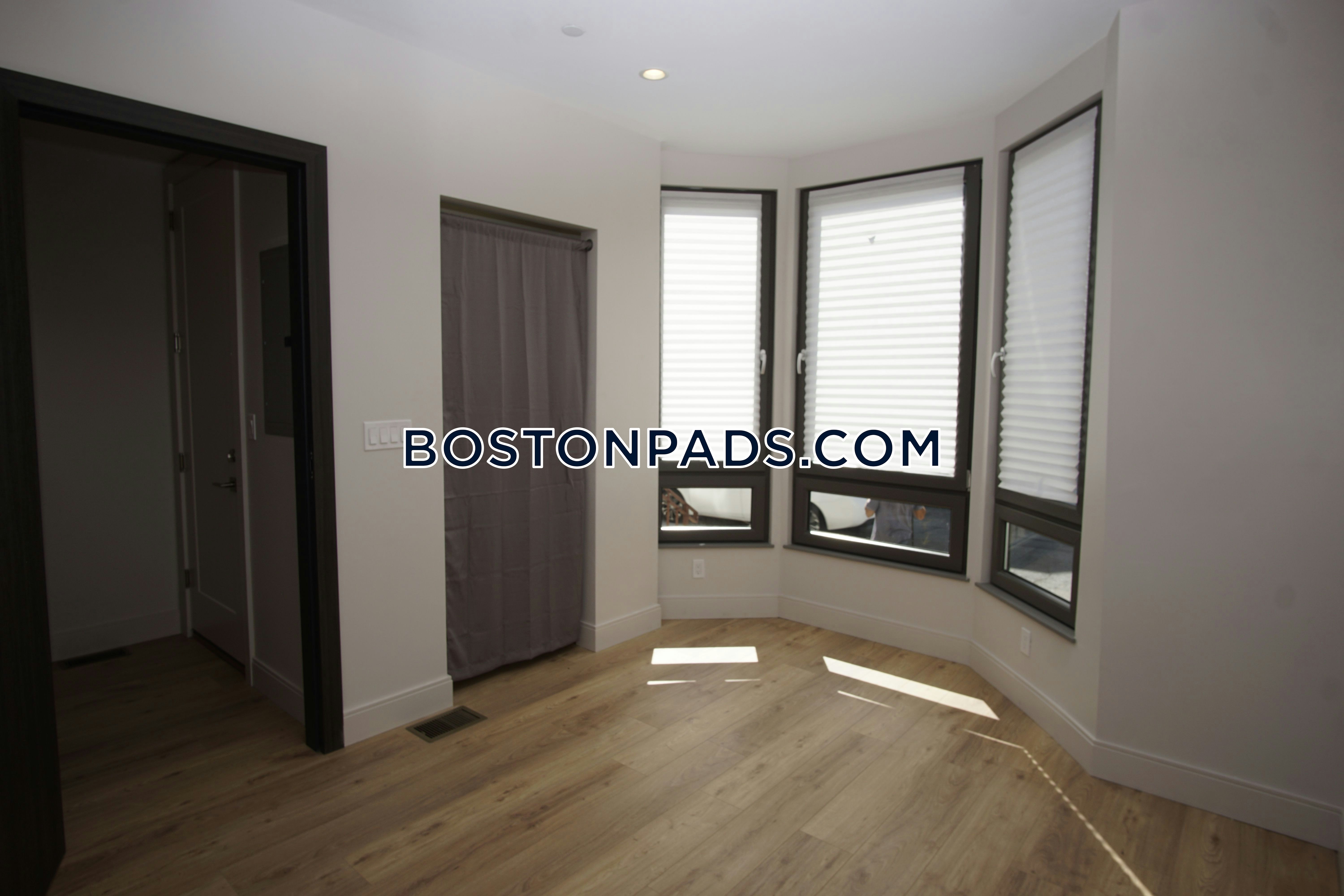 5 bed, 3 bath apartment for rent at 31 Buttonwood Unit 1, Dorchester — photo 20 of 34