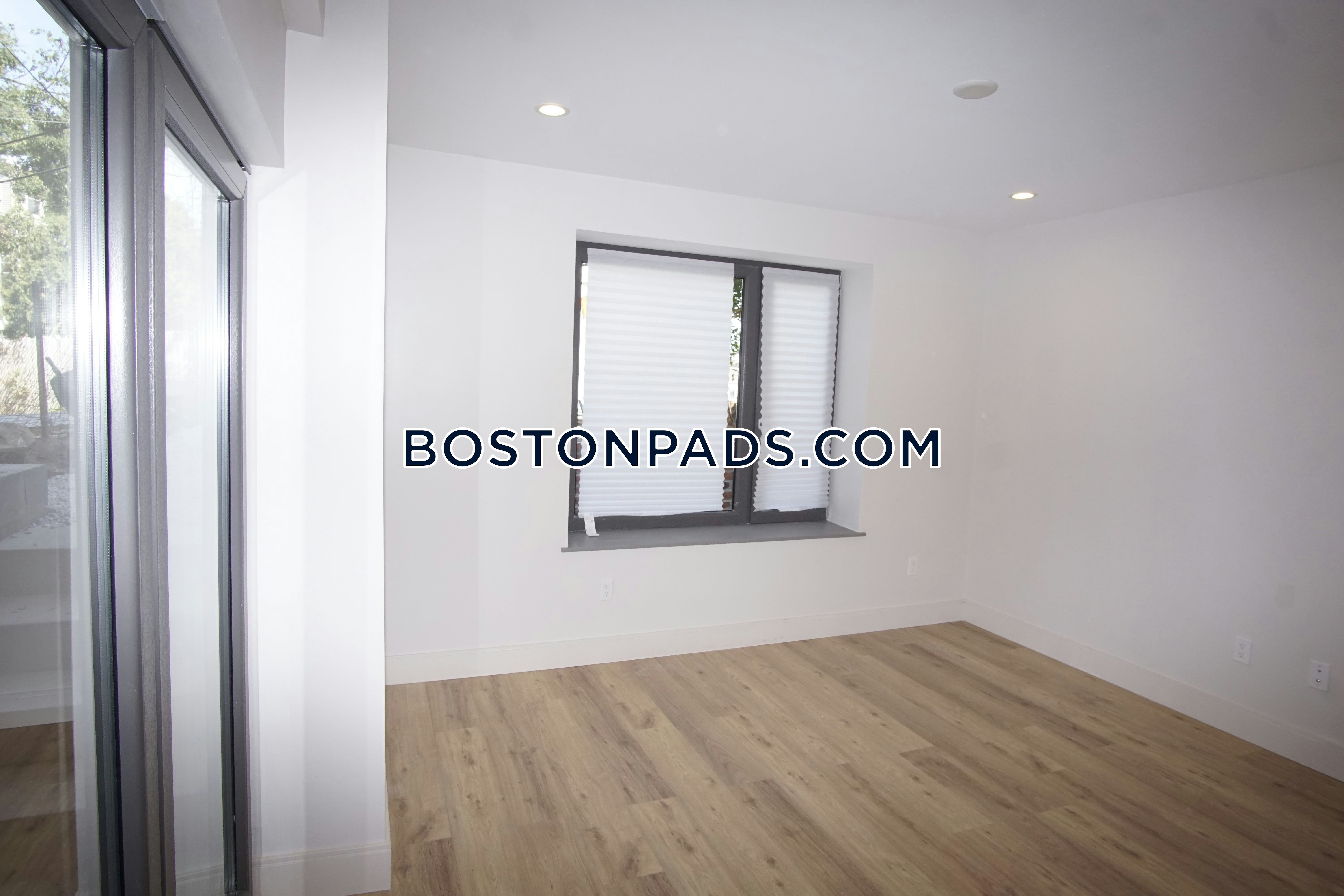 5 bed, 3 bath apartment for rent at 31 Buttonwood Unit 1, Dorchester — photo 27 of 34
