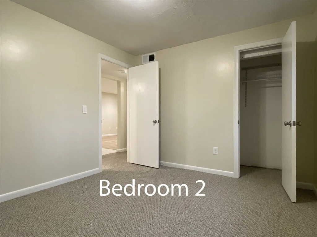 176 Maple Ave, Rutland